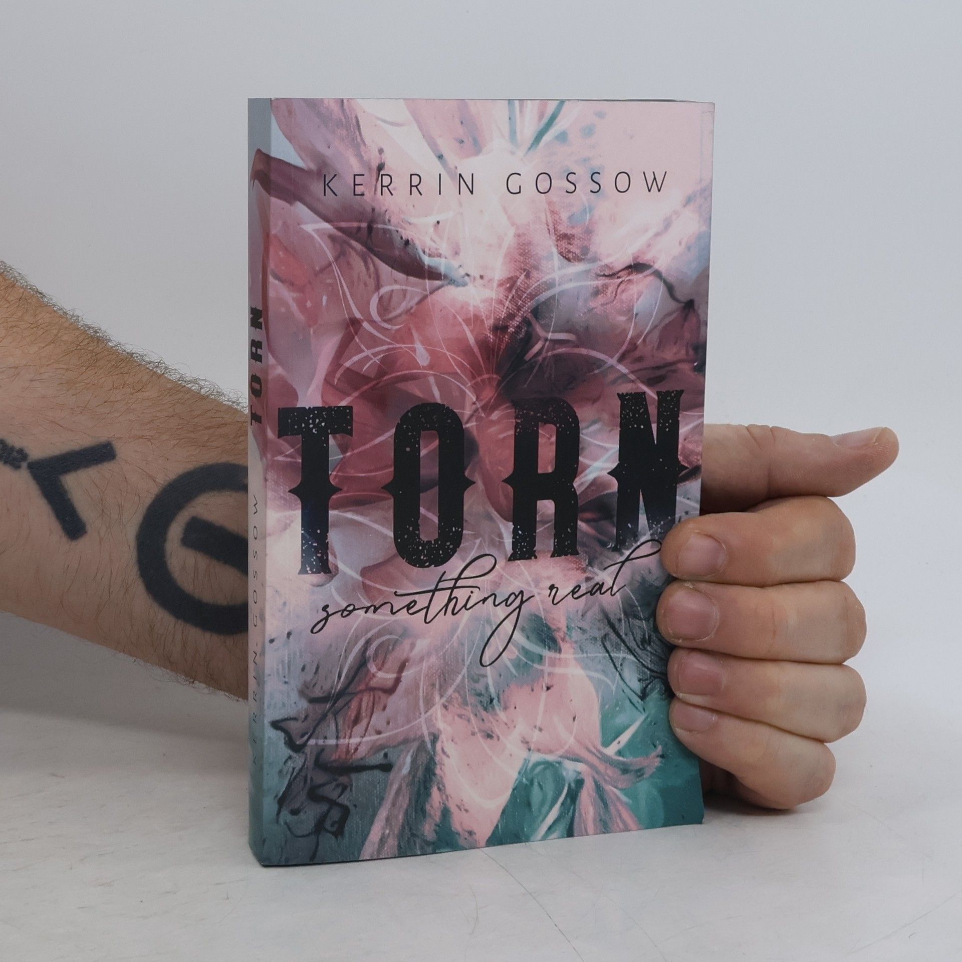Kerrin Gossow Torn - Something real. New Adult Romance