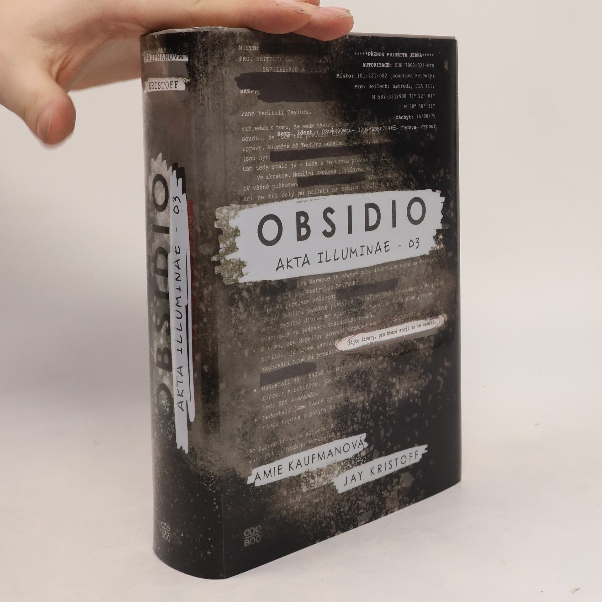 Amie Kaufman Obsidio
