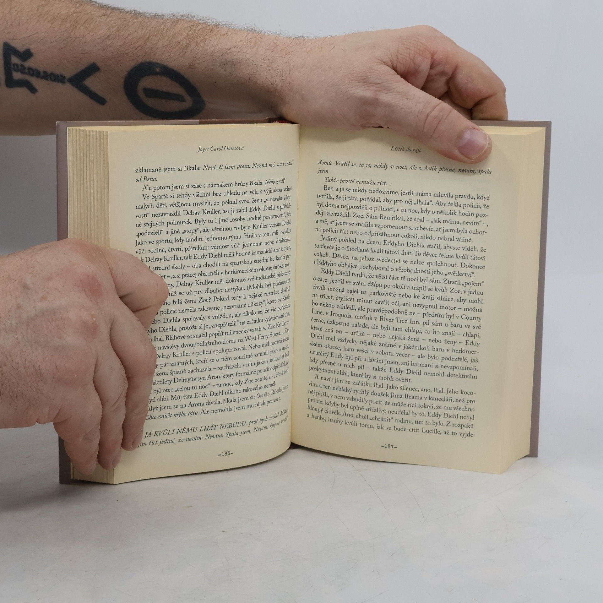 Joyce Carol Oates Lístek do ráje