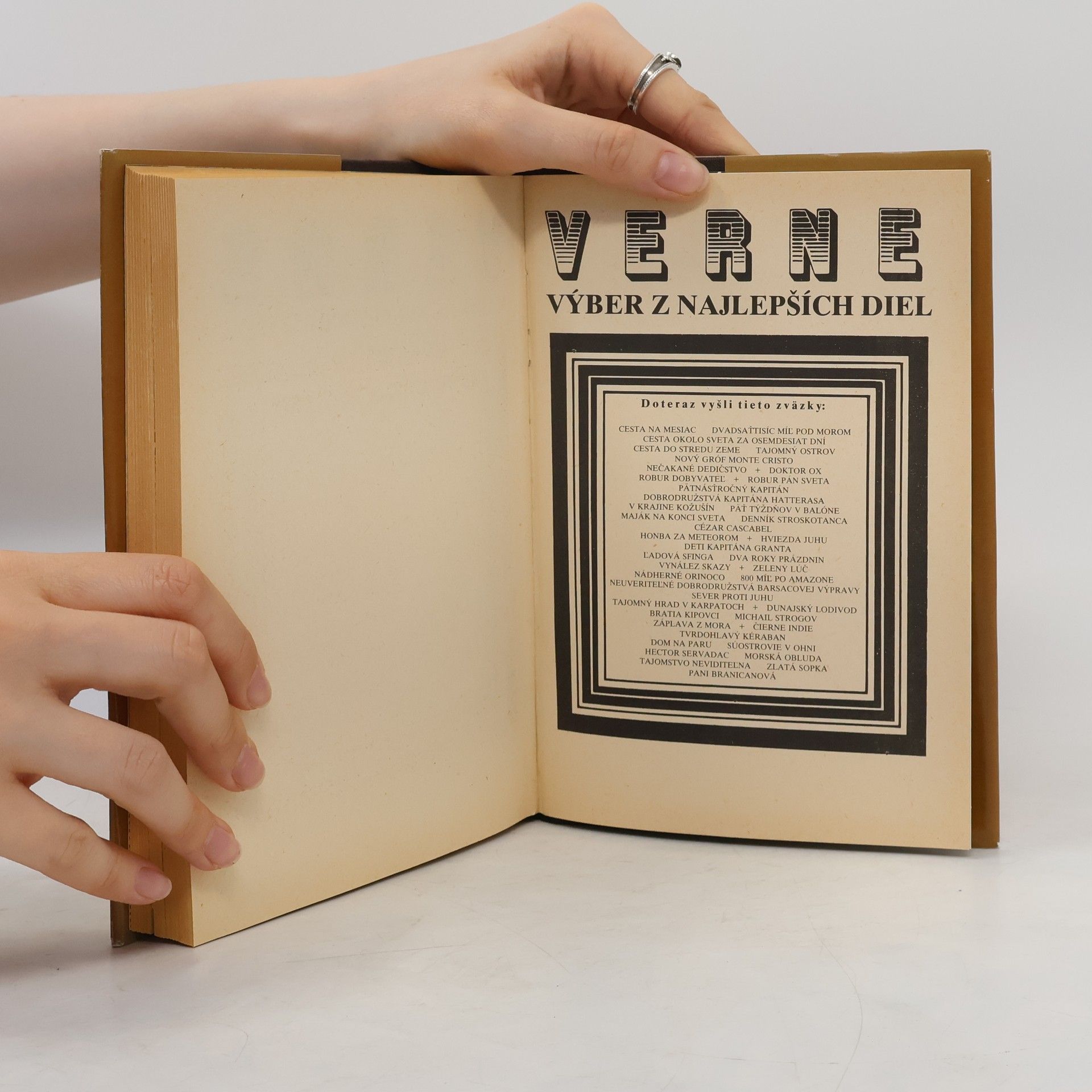 Jules Verne Maják na konci sveta. Denník stroskotanca