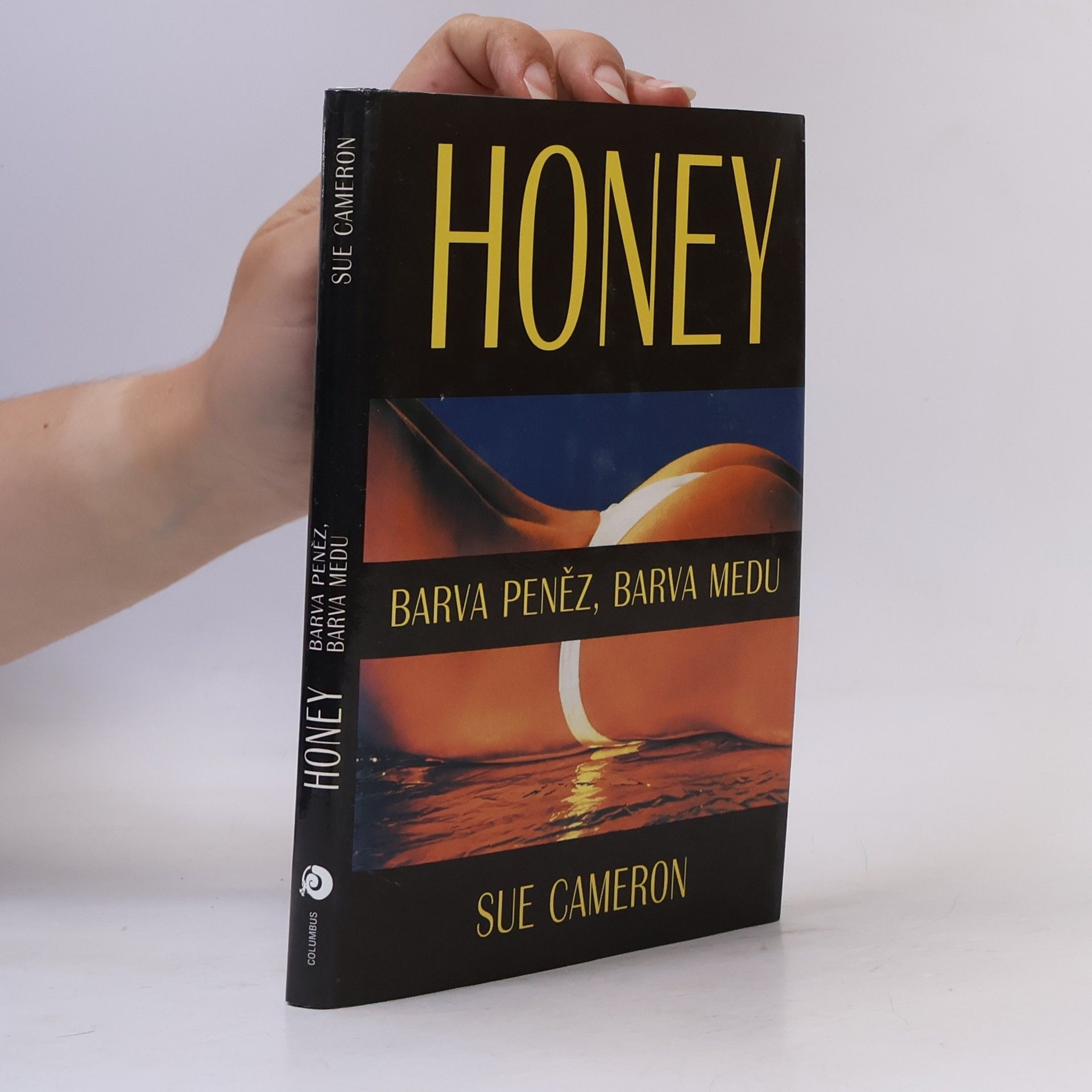 Sue Cameron HONEY Barva peněz, barva medu