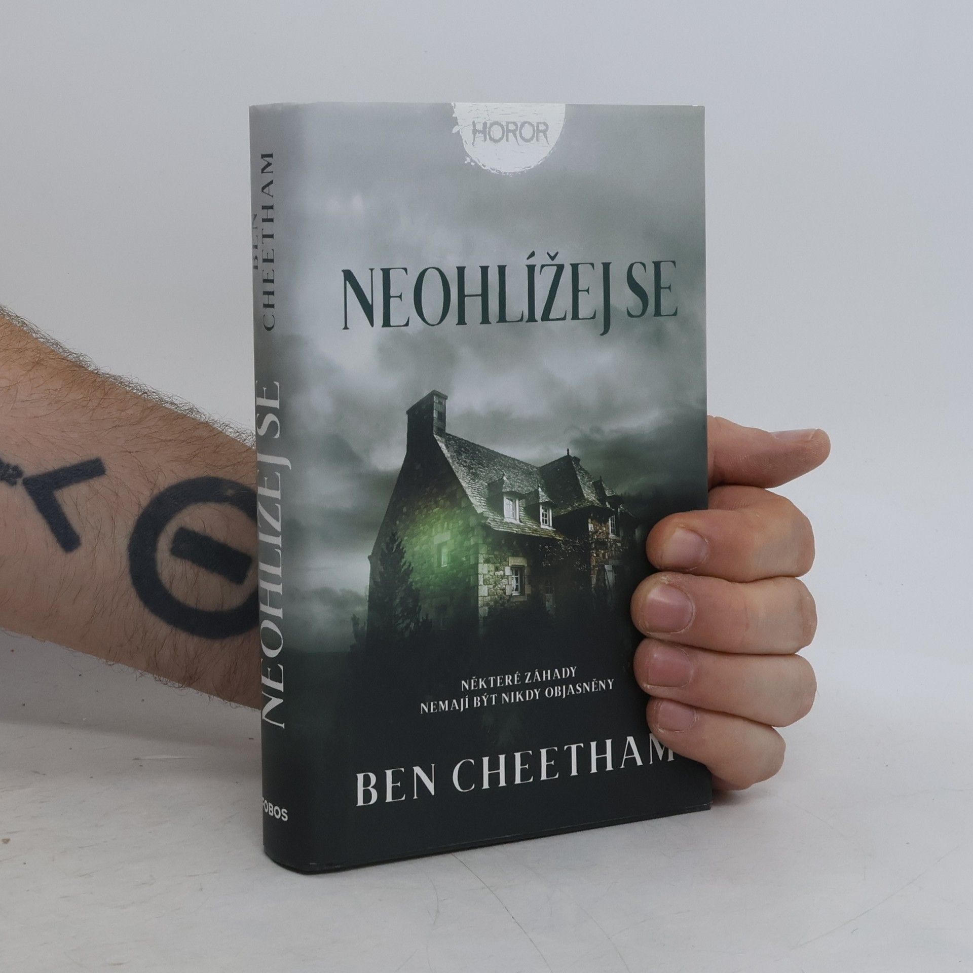 Ben Cheetham Neohlížej se