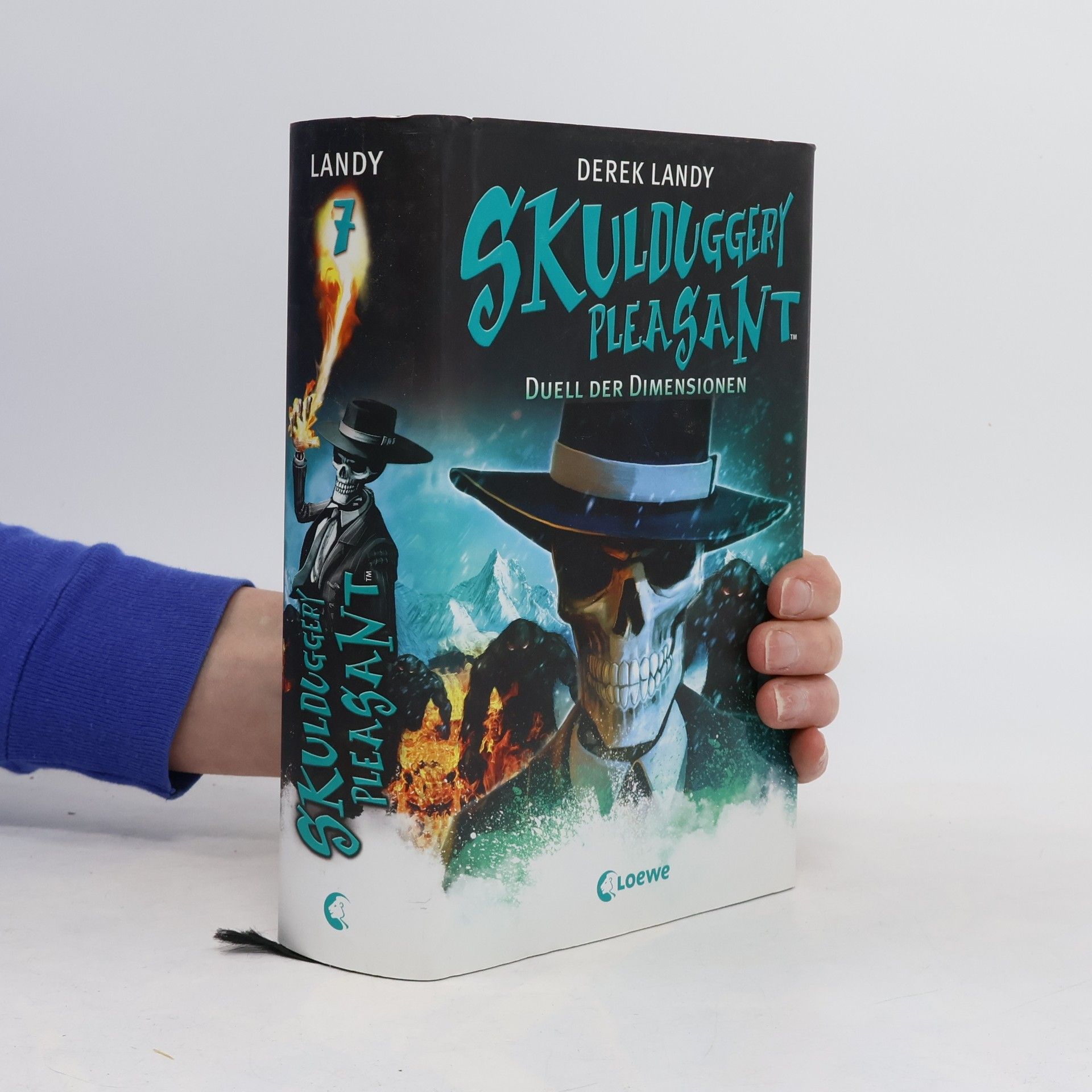 Derek Landy Skulduggery Pleasant. Duell der Dimensionen
