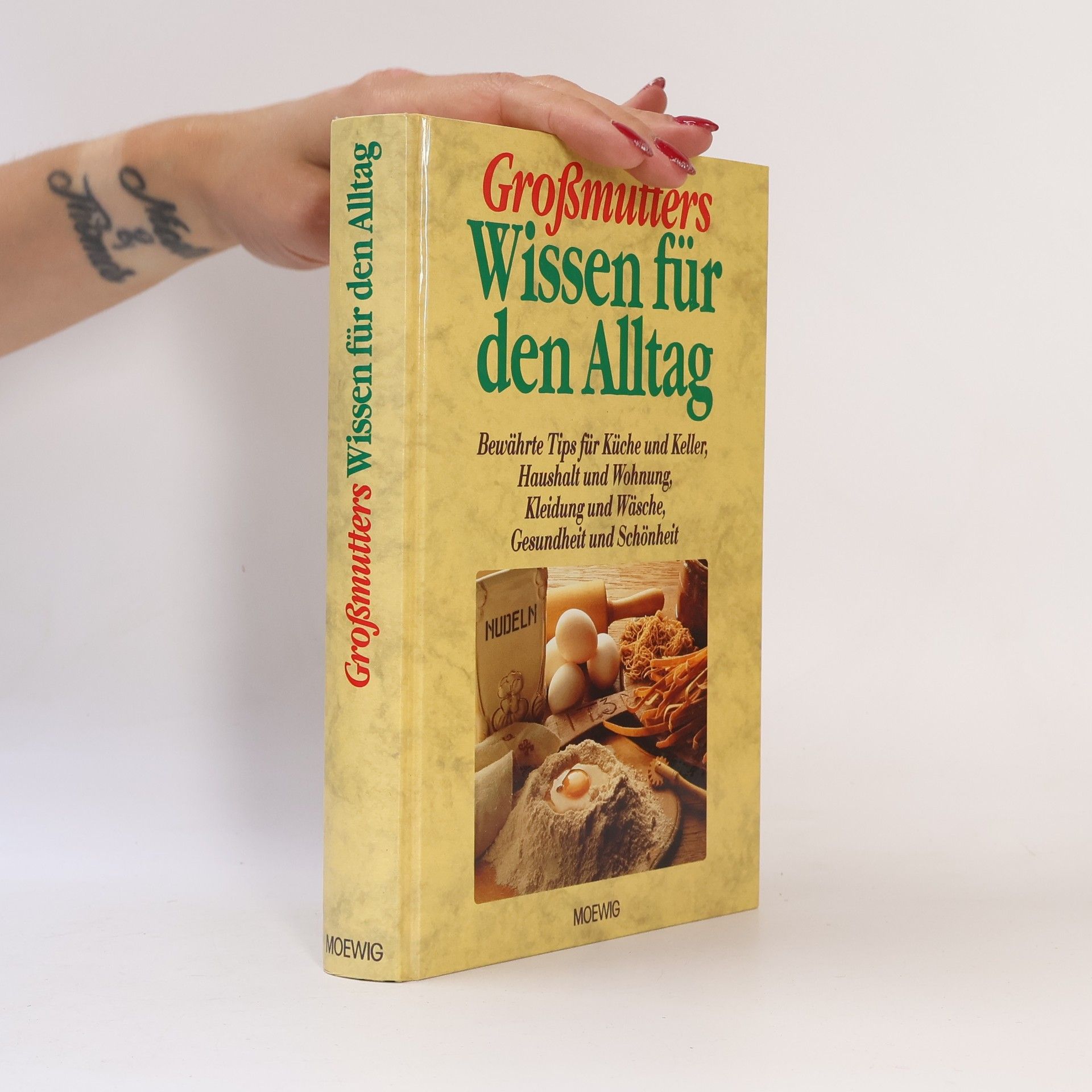 Kolektiv autorů Grossmutters Wissen für den Alltag
