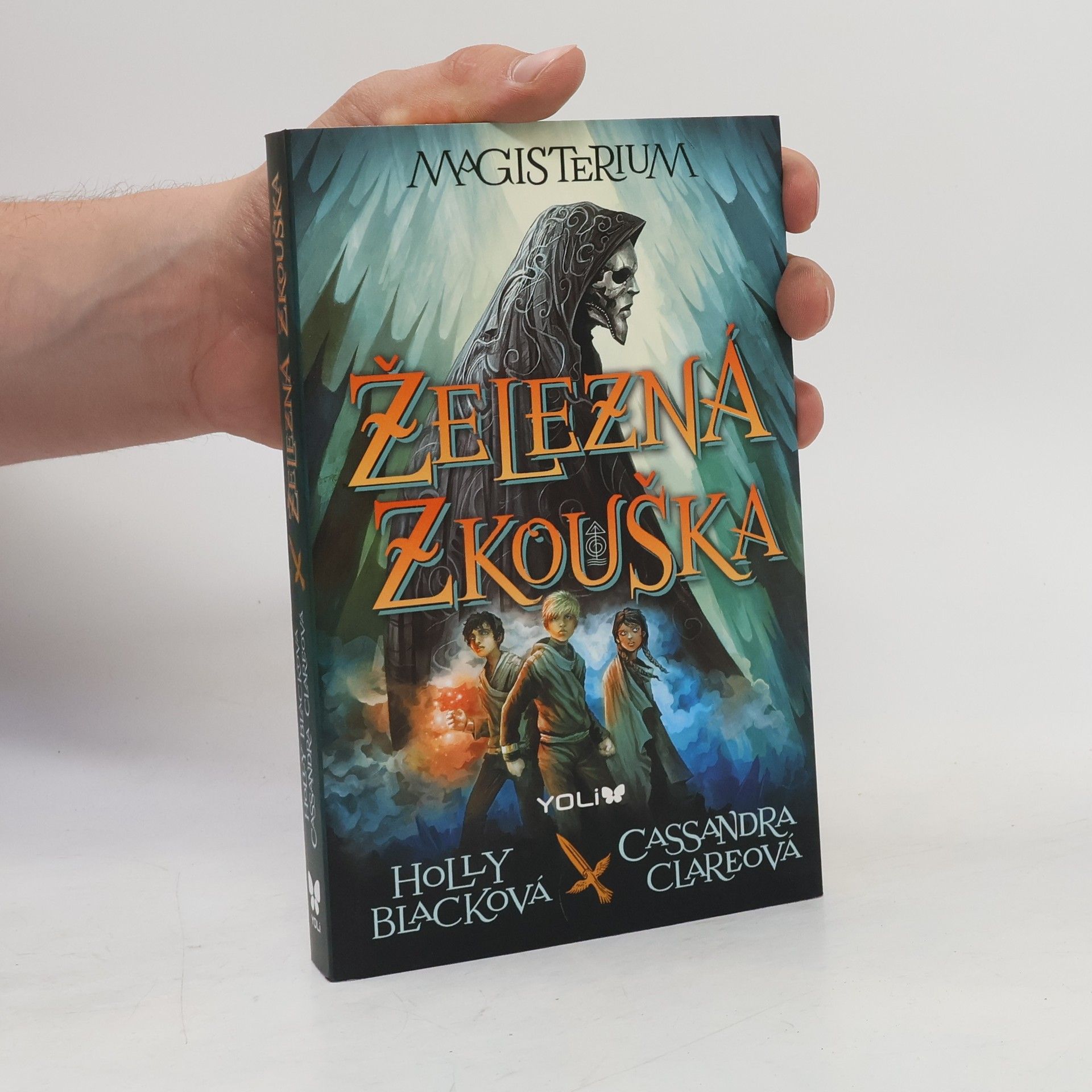 Holly Black Magisterium 1. Železná zkouška