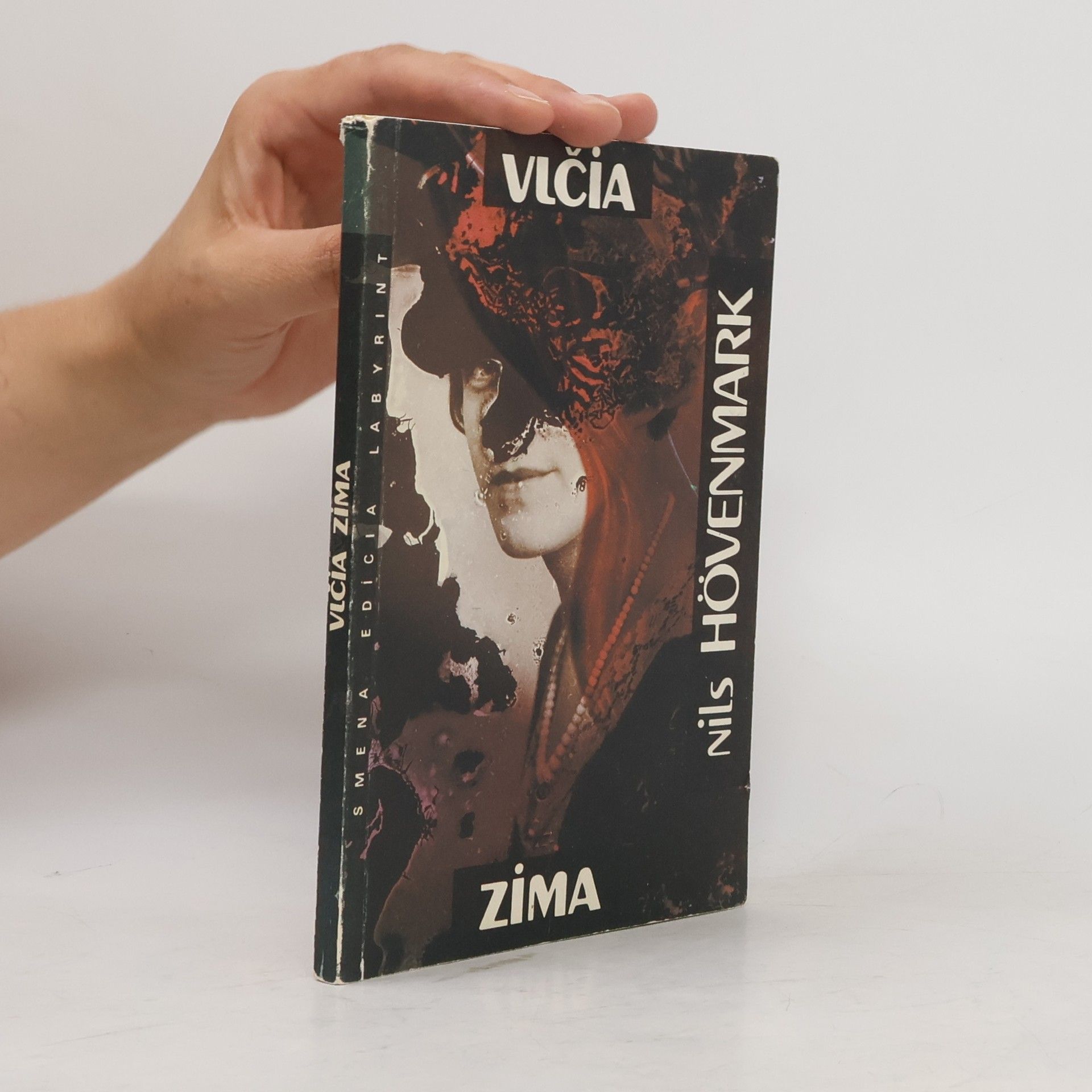 Nils Hövenmark Vlčia zima