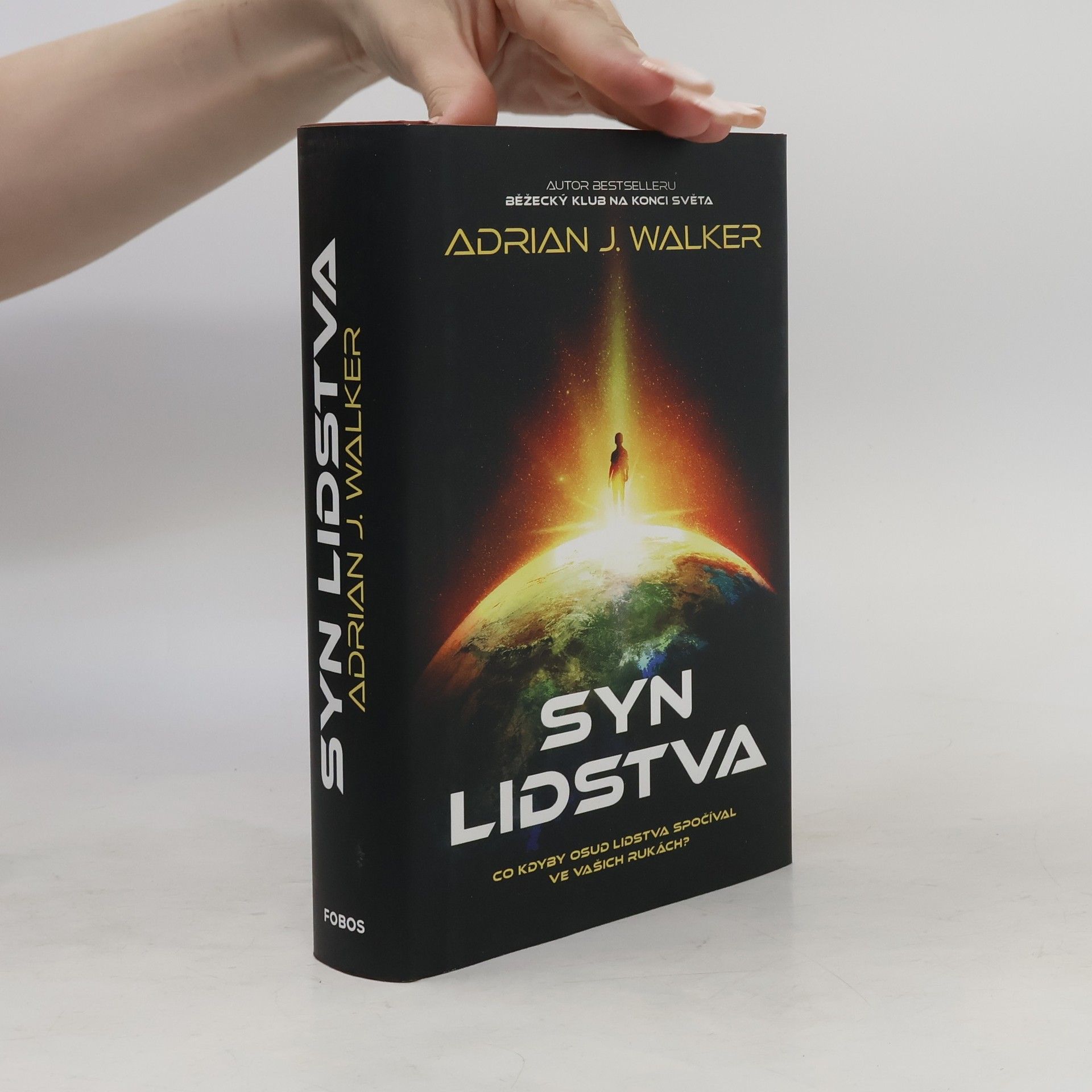 Adrian J. Walker Syn lidstva
