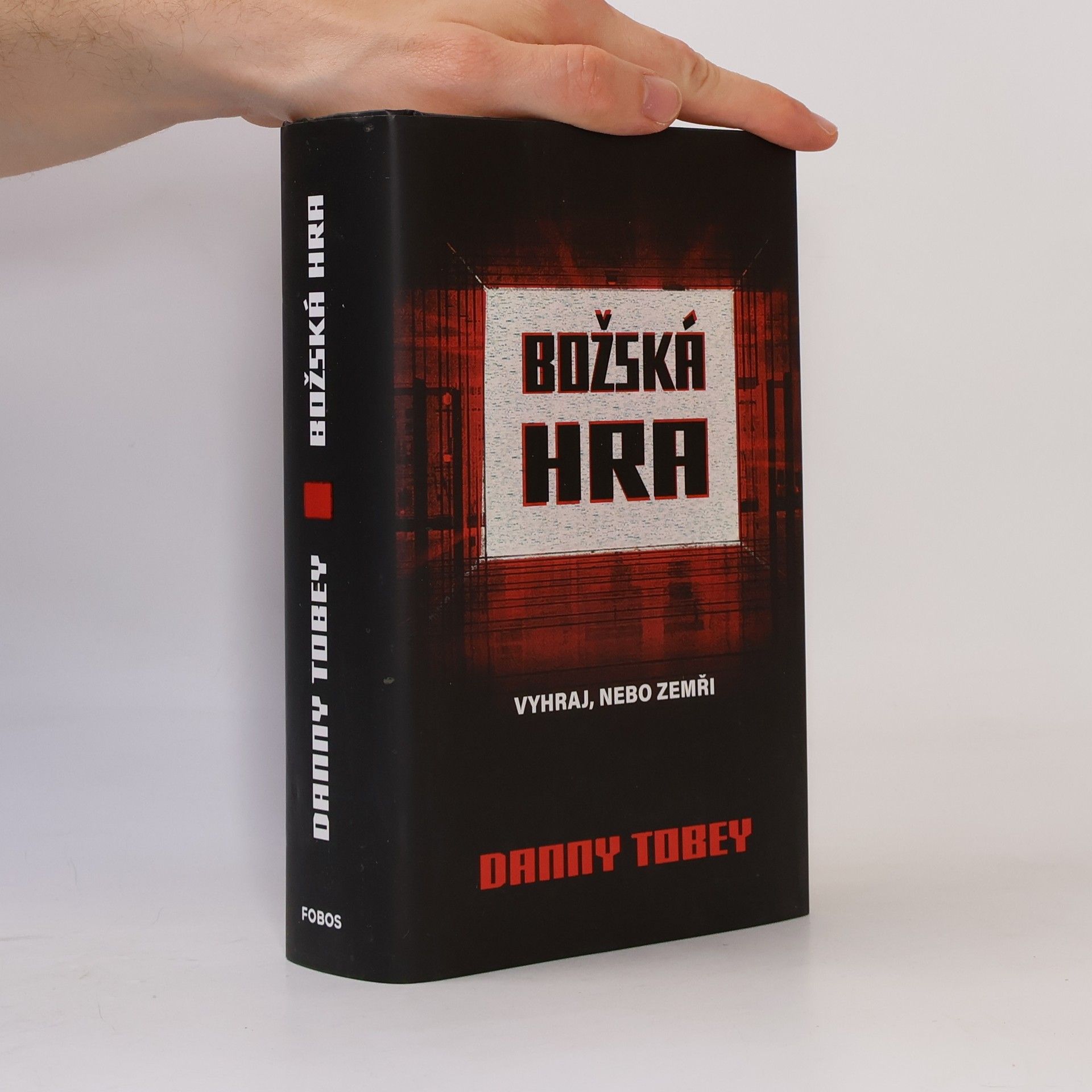 Danny Tobey Božská hra