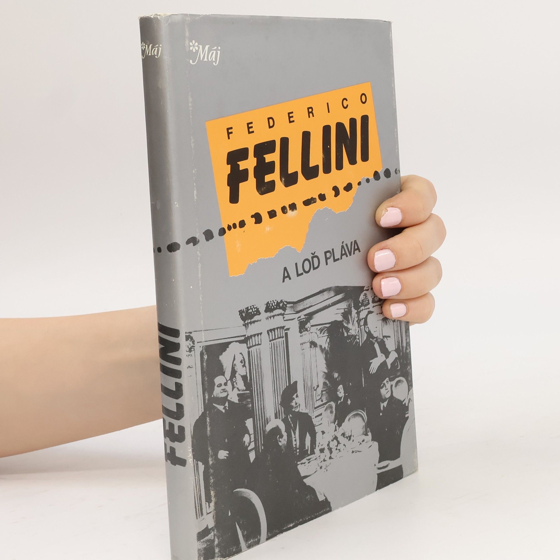 Federico Fellini A loď pláva