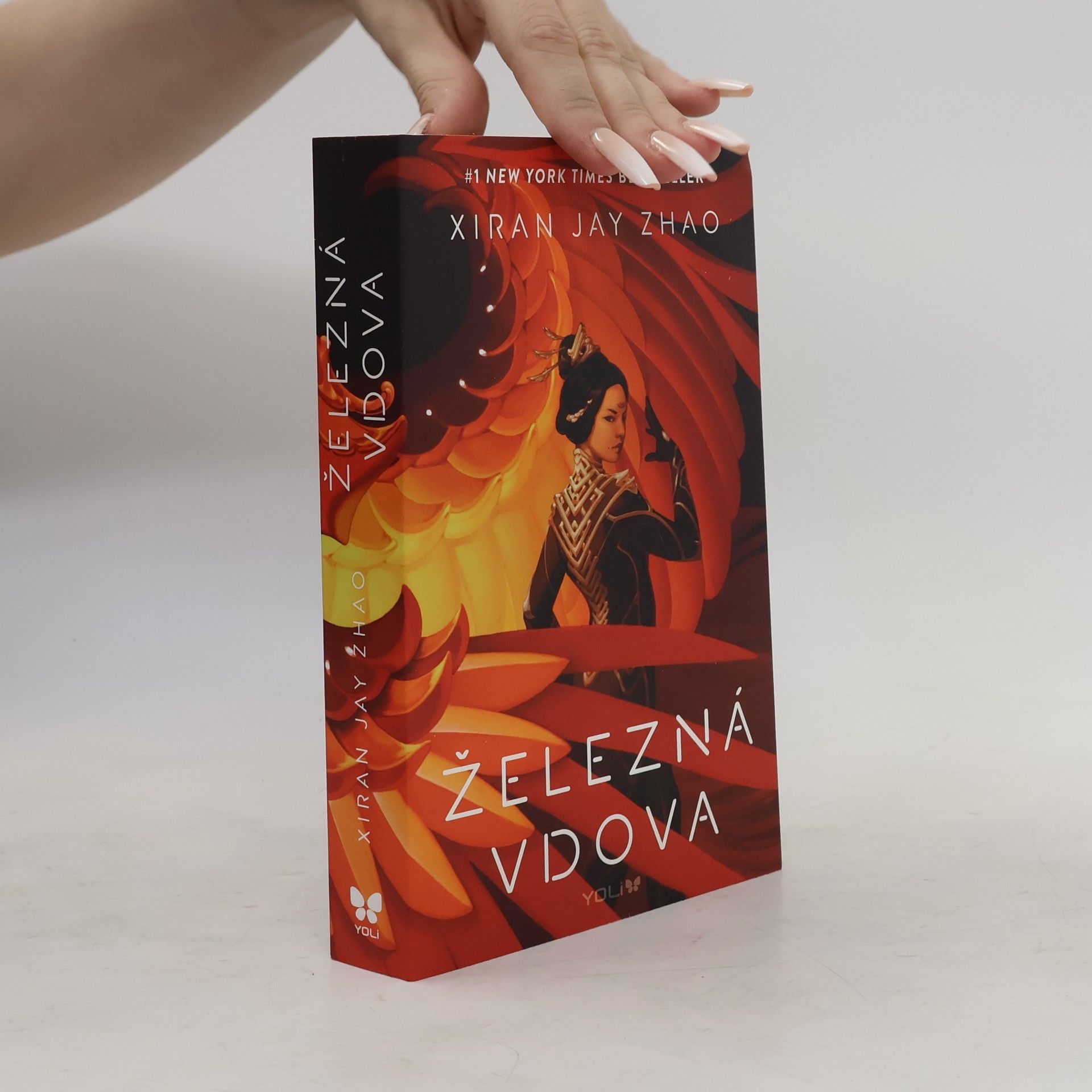 Xiran Jay Zhao Železná vdova