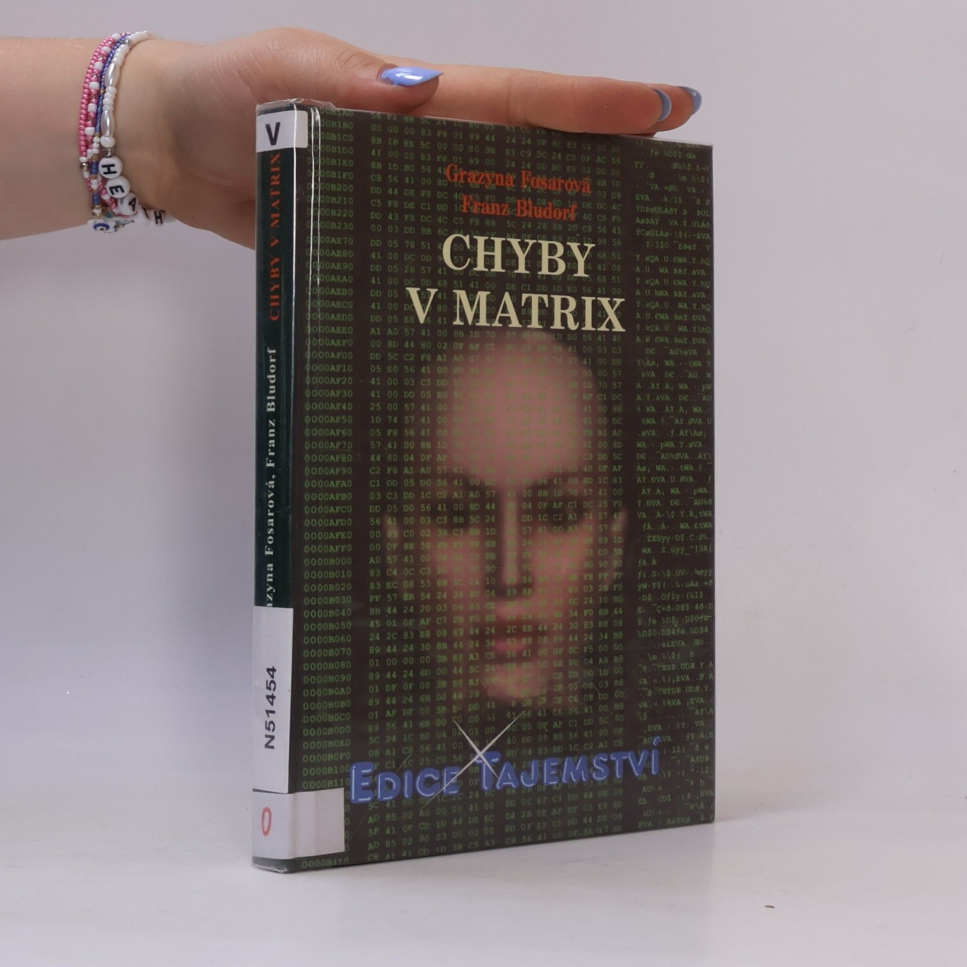 Graz yna Fosar Chyby v Matrix