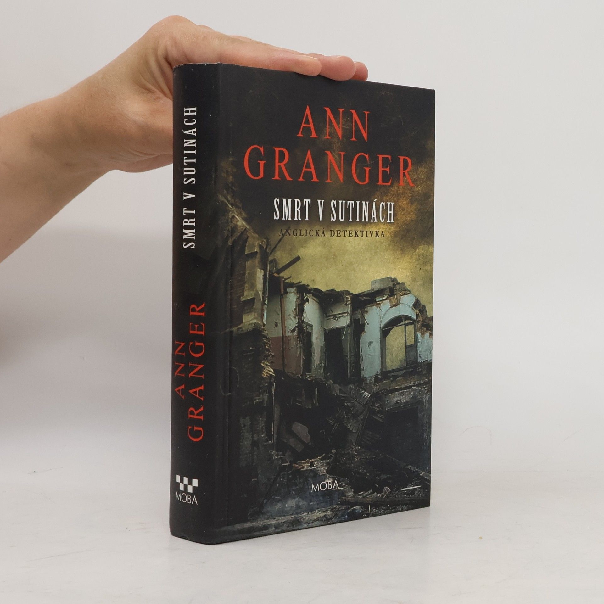 Ann Granger Smrt v sutinách