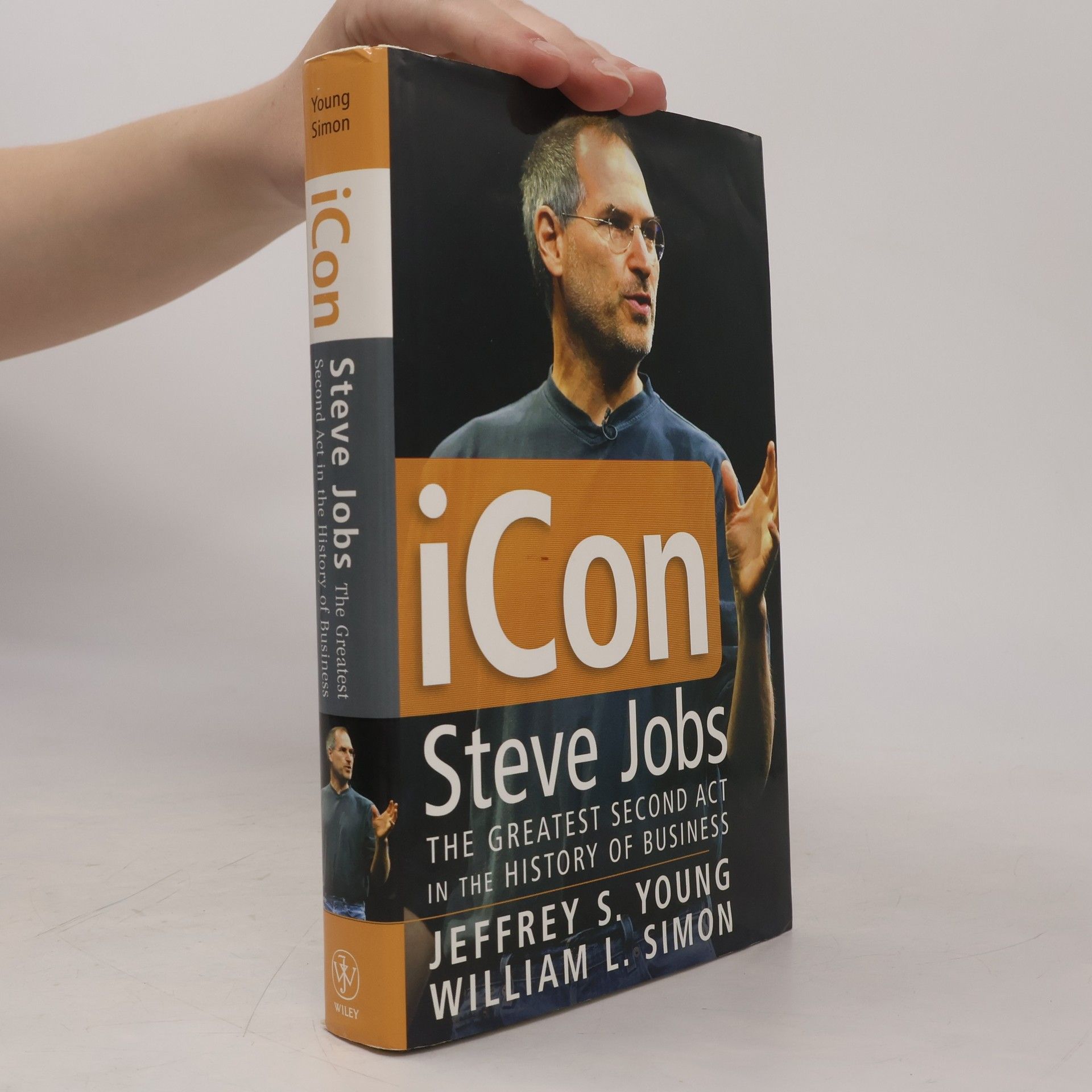 Jeffrey Young iCon Steve Jobs