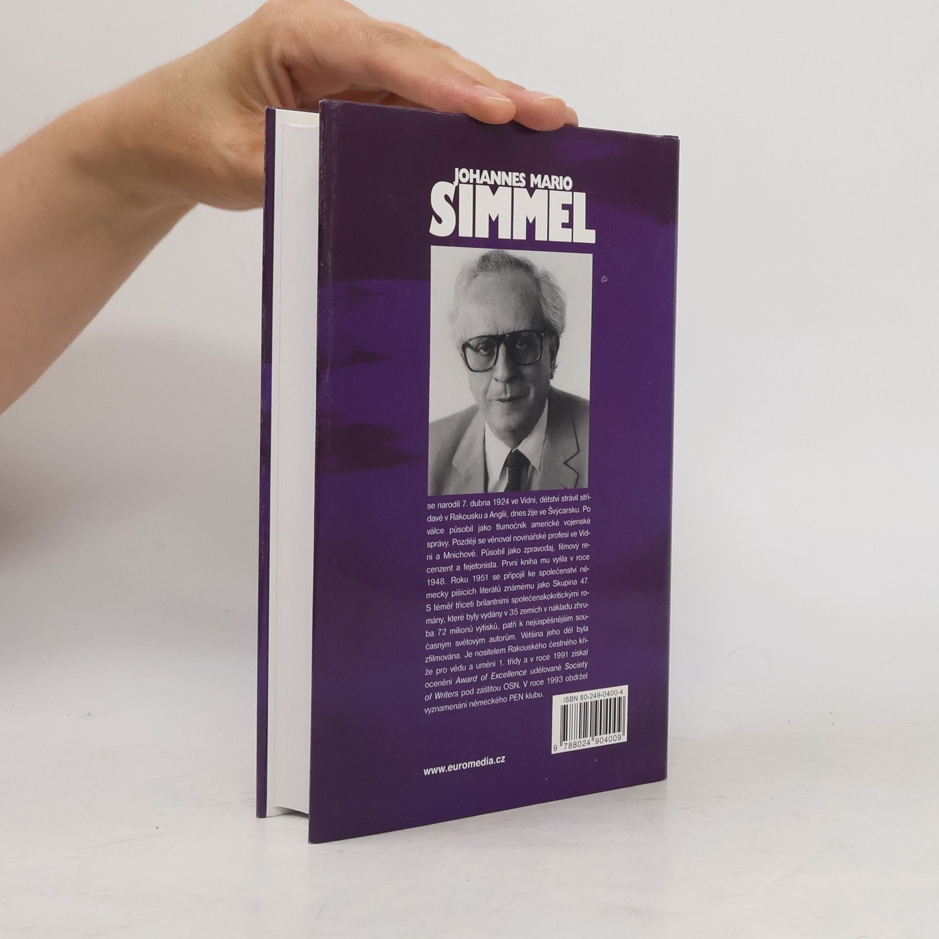 Johannes Mario Simmel Z čeho jsou utkány sny