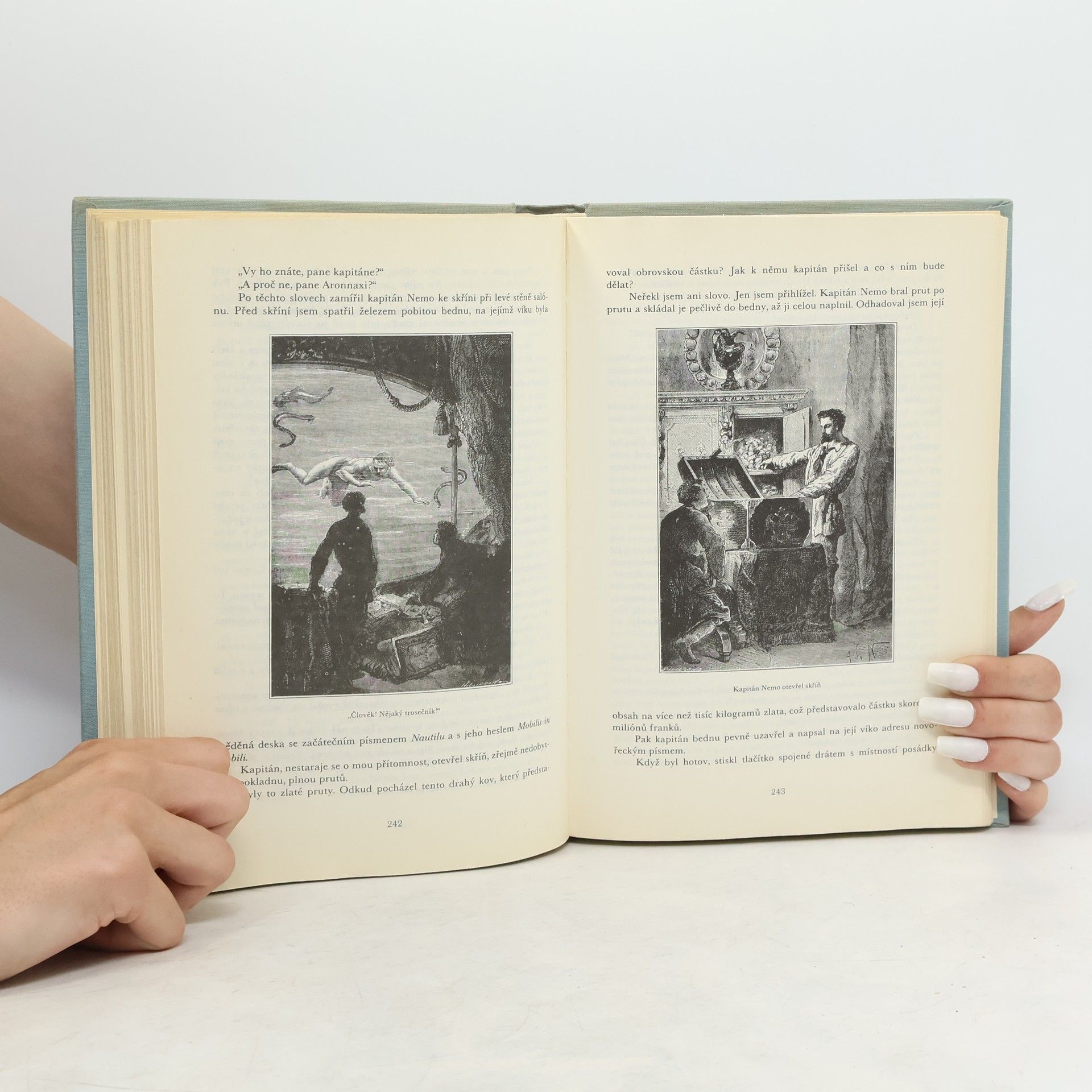 Jules Verne Dvacet tisíc mil pod mořem