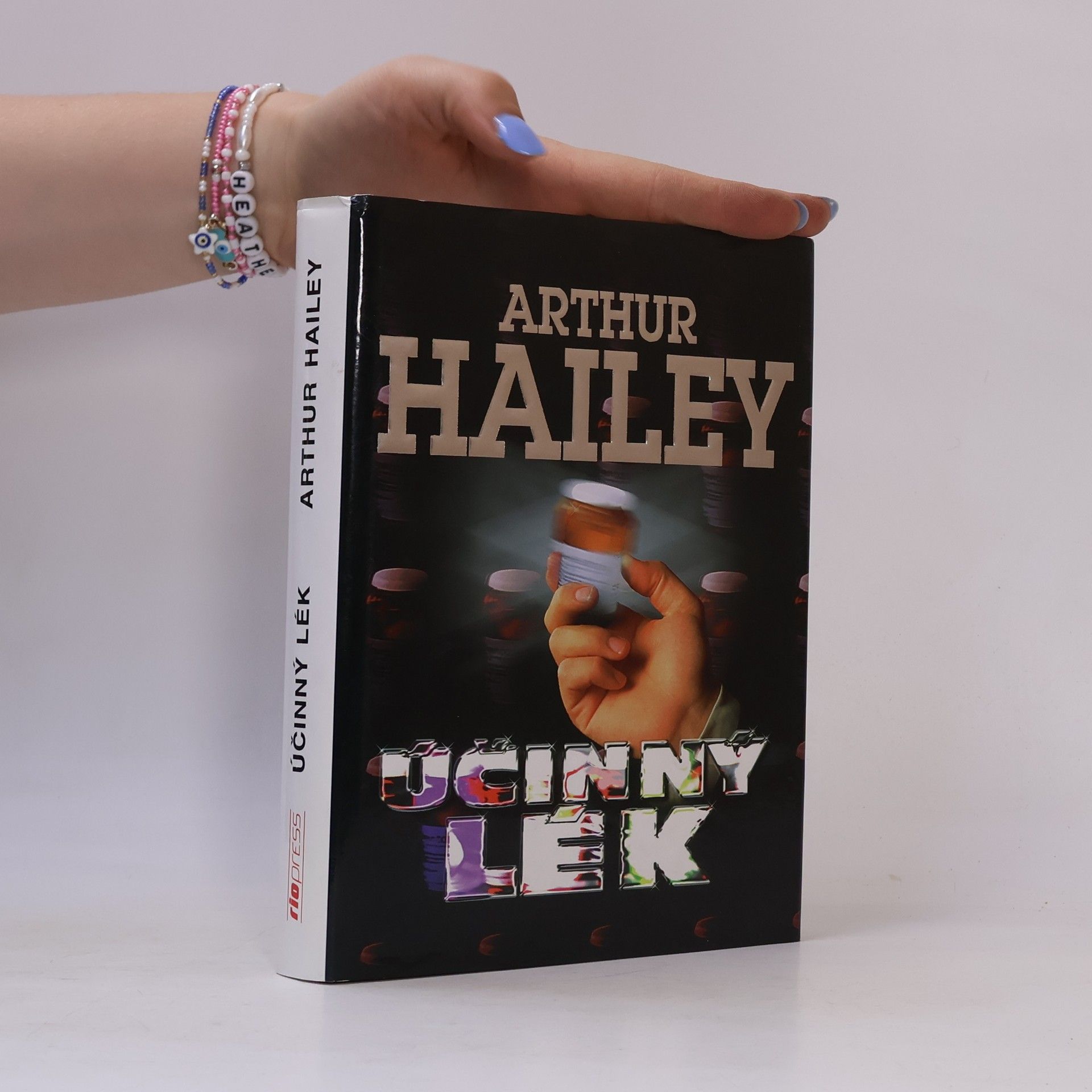 Arthur Hailey Účinný lék