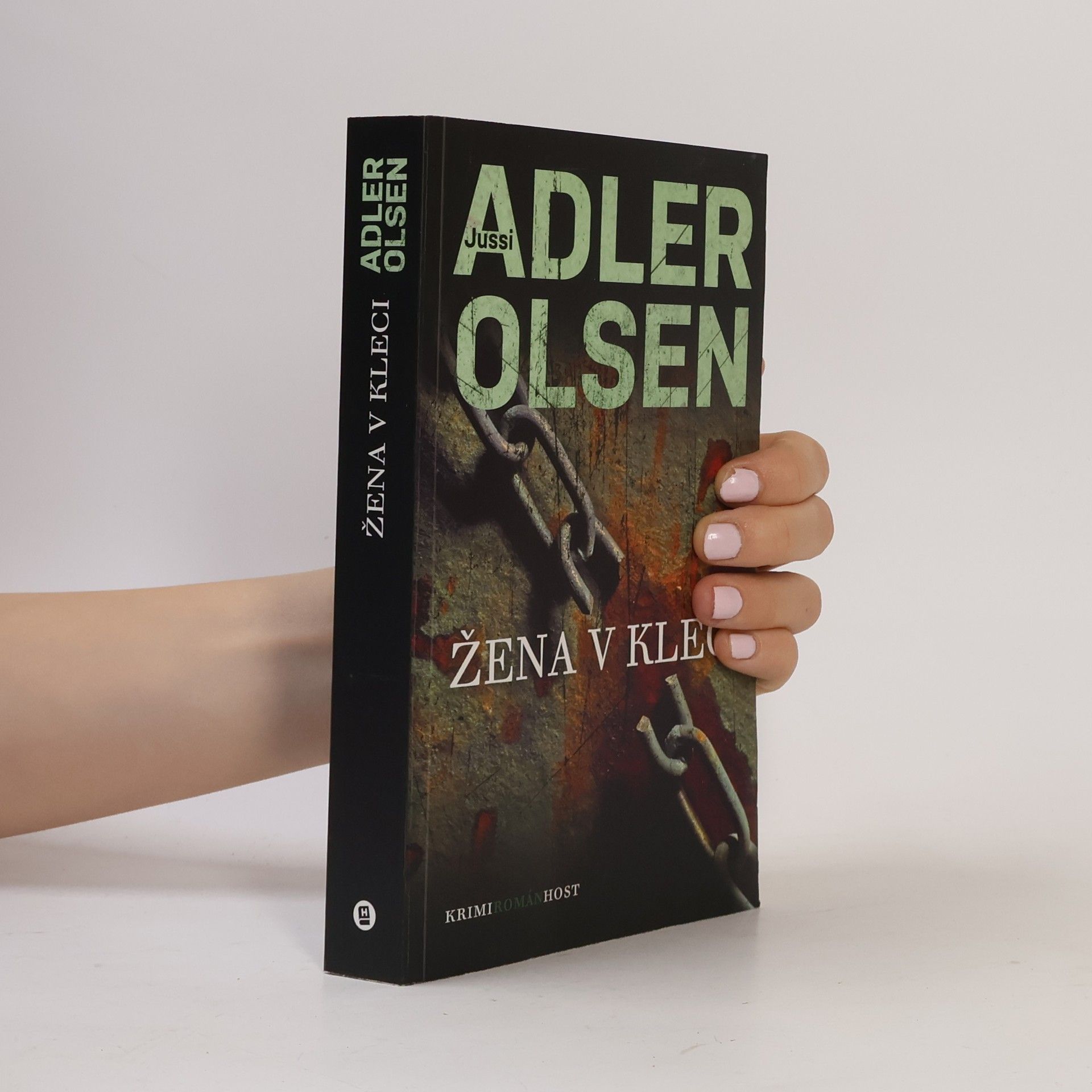 Žena v kleci