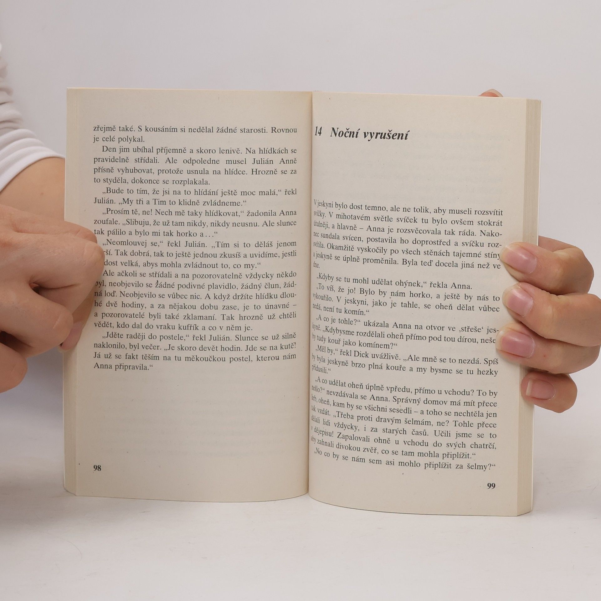 Enid Blyton Správná pětka. Pětka na útěku