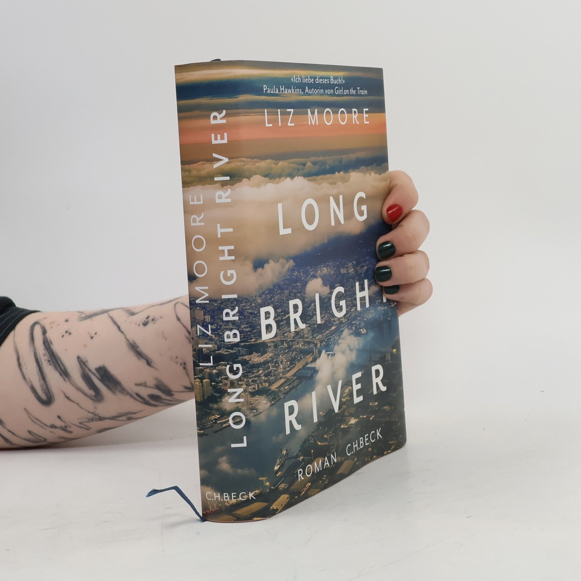 Liz Moore Long Bright River