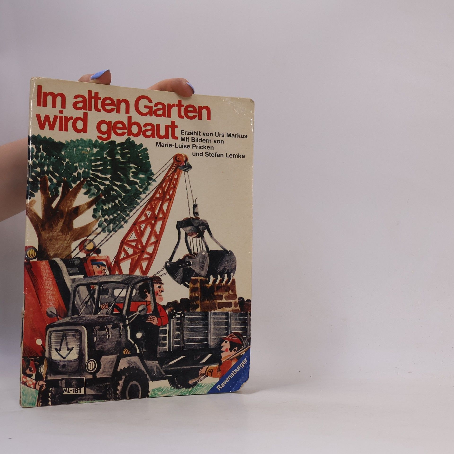 Urs Markus Im alten Garten wird gebaut