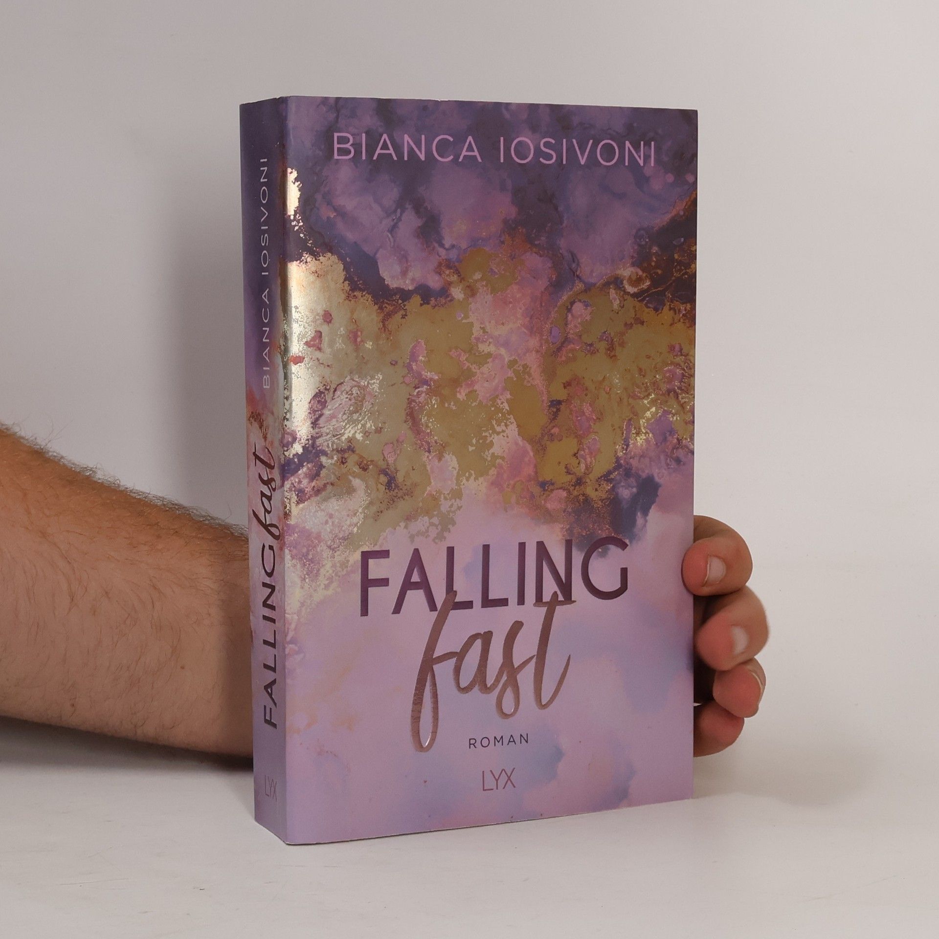 Bianca Iosivoni Falling fast