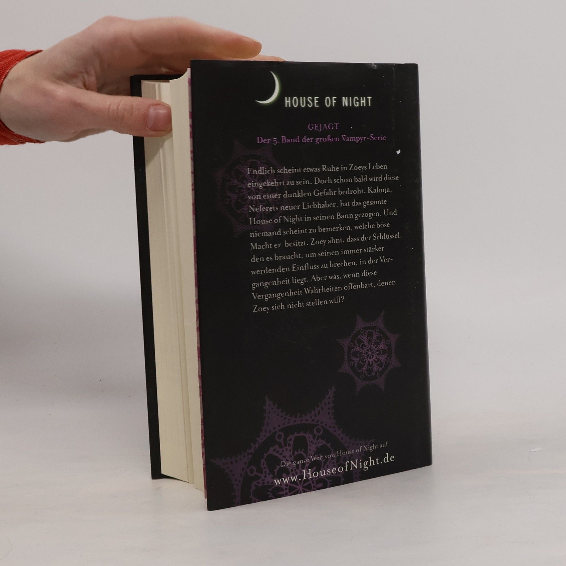 Phyllis Christine Cast House of Night 4. Gejagt