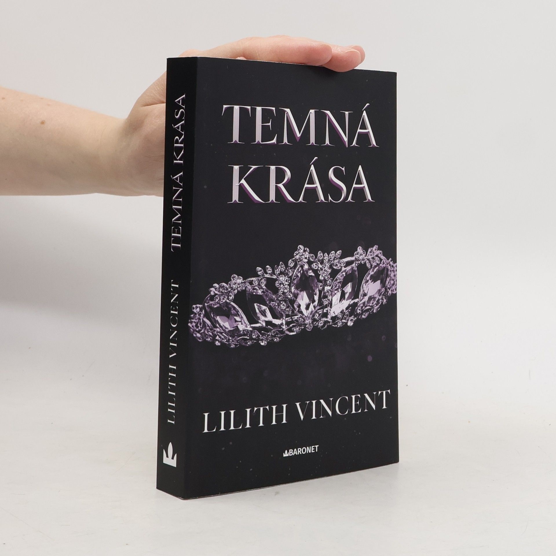 Chloe Chastaine Temná krása