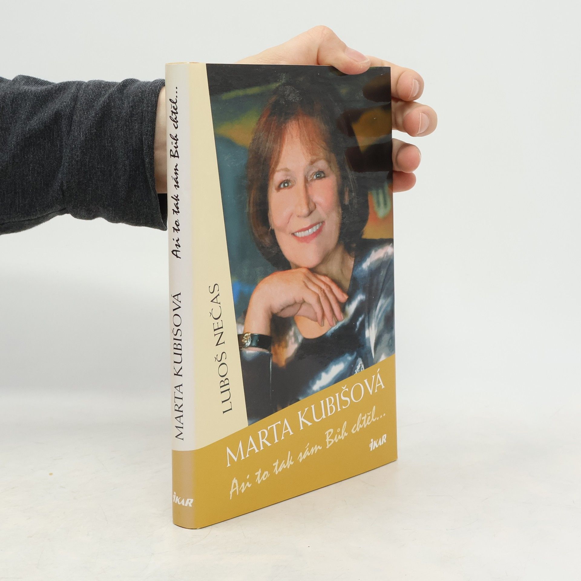 Marta Kubišová Marta Kubišová. Asi to tak sám Bůh chtěl. //zámluva Kučerová