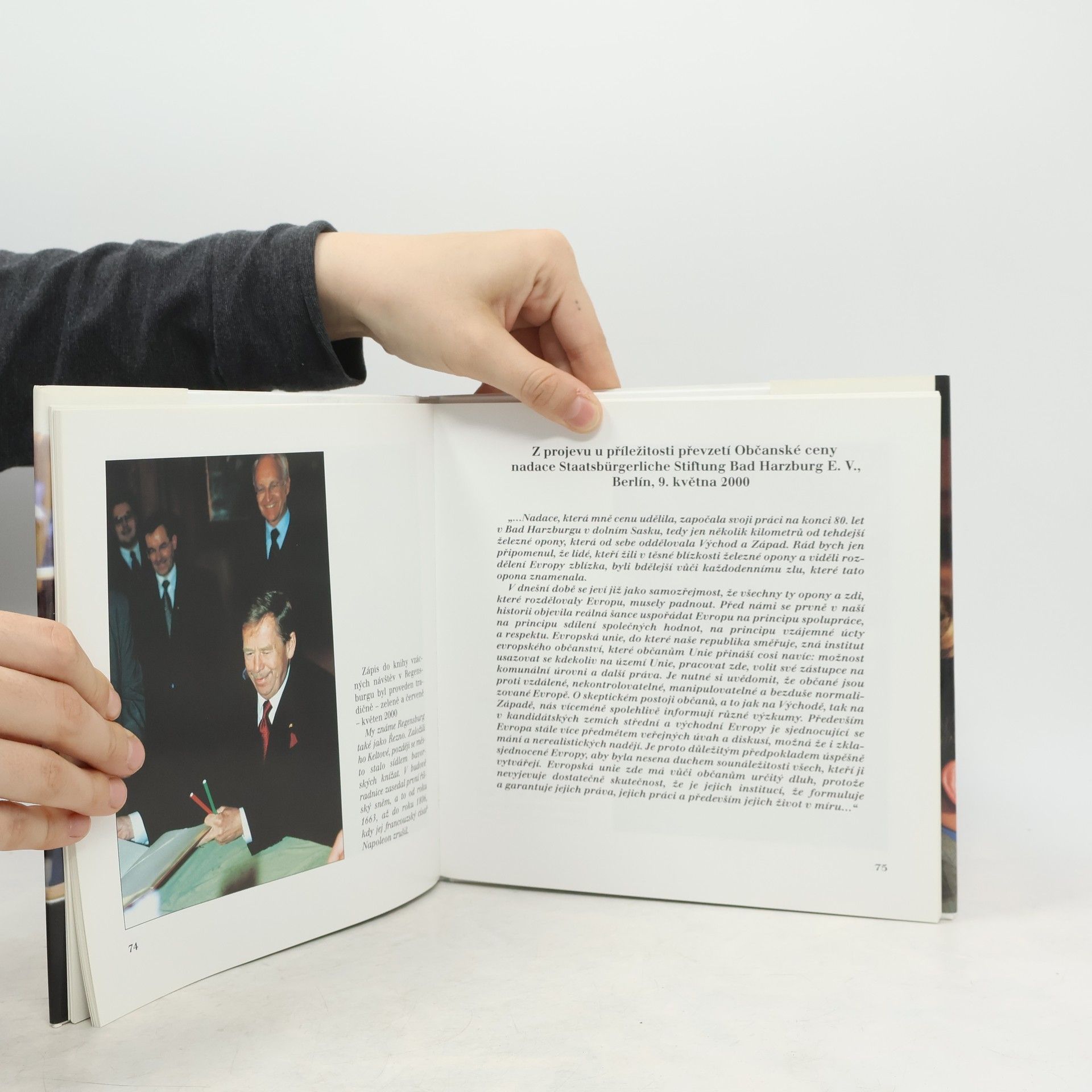 Jan Třeštík Prezidentovi v patách aneb Fotografoval jsem Václava Havla
