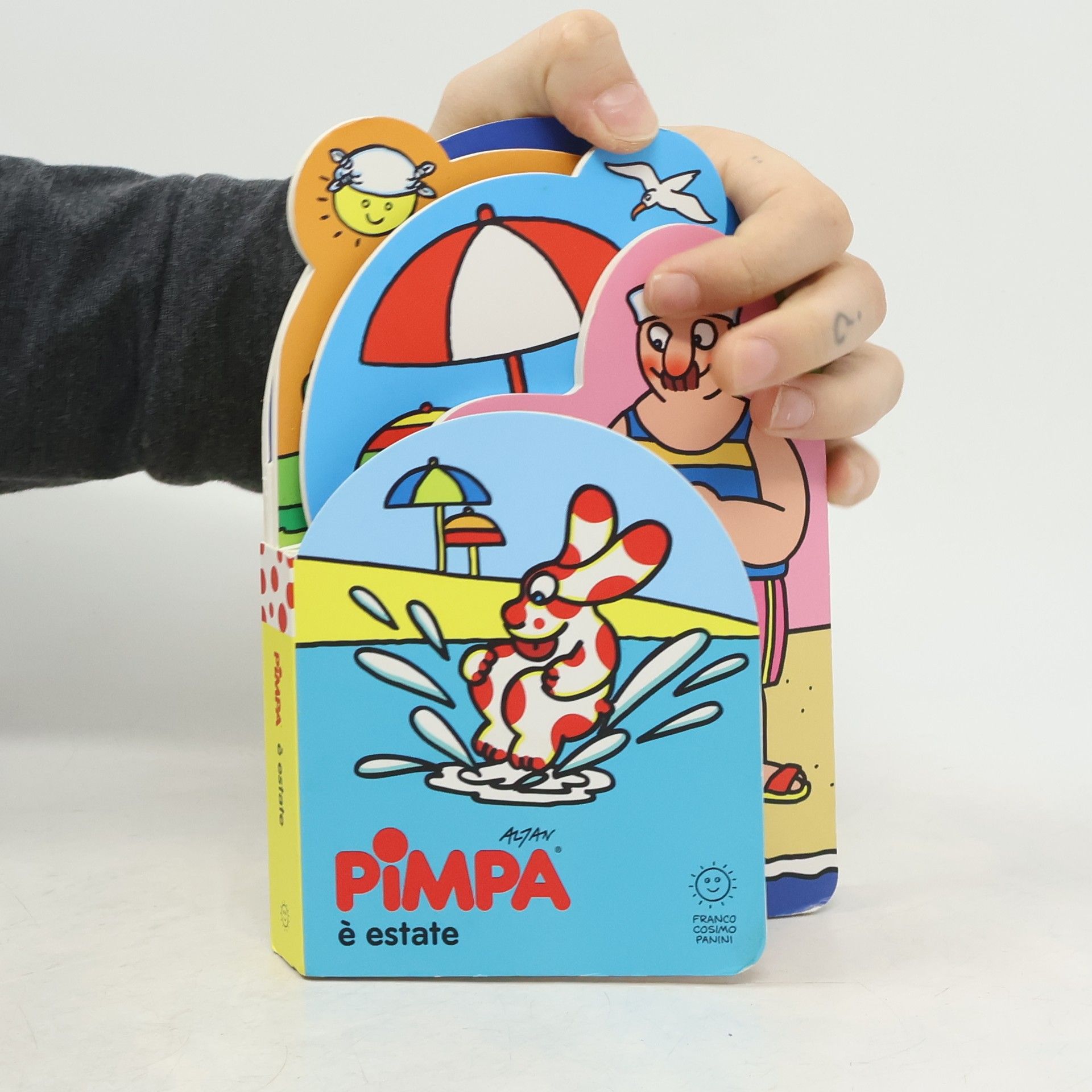 Pimpa è estate. Sagomati. Ediz. illustrata