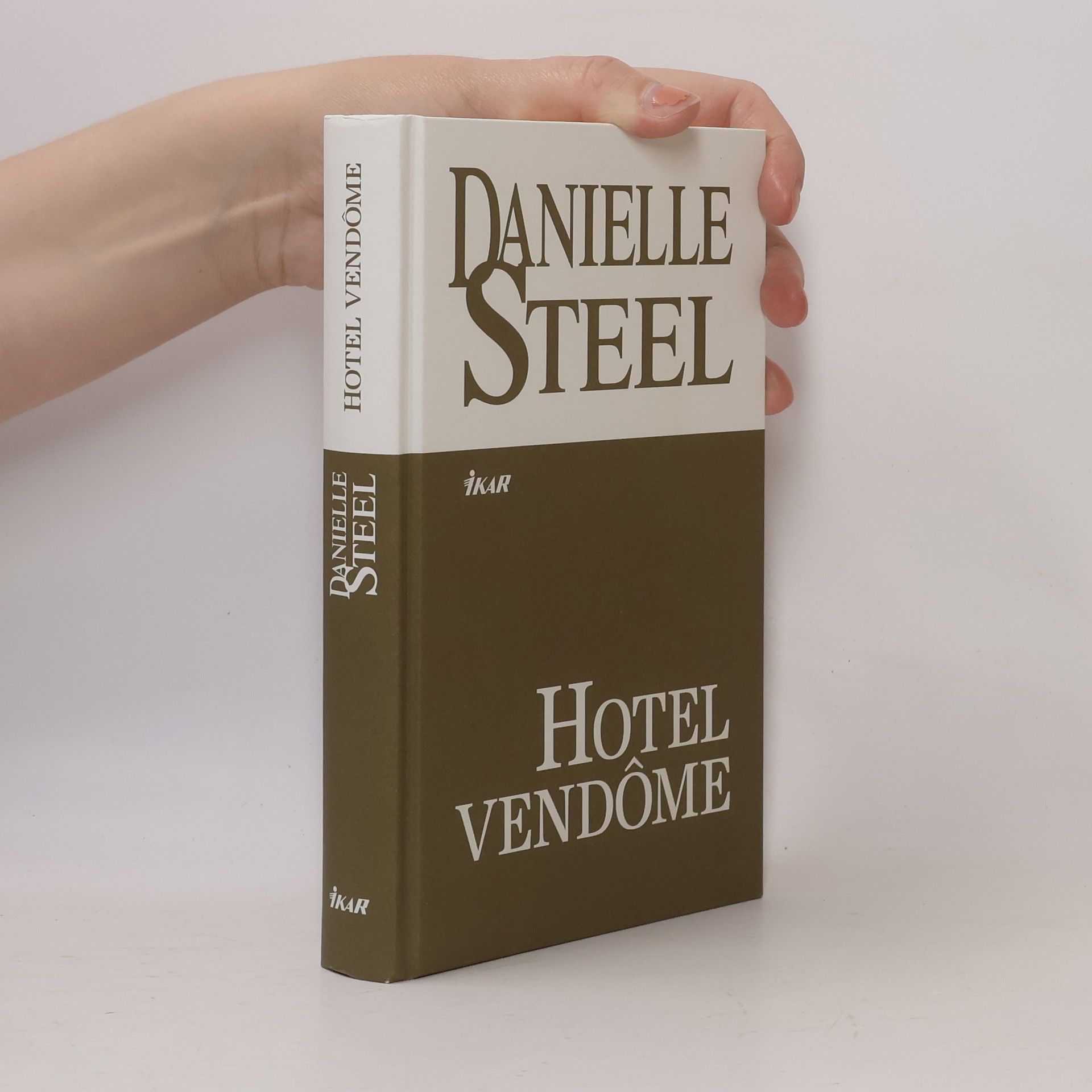 Danielle Steel Hotel Vendôme