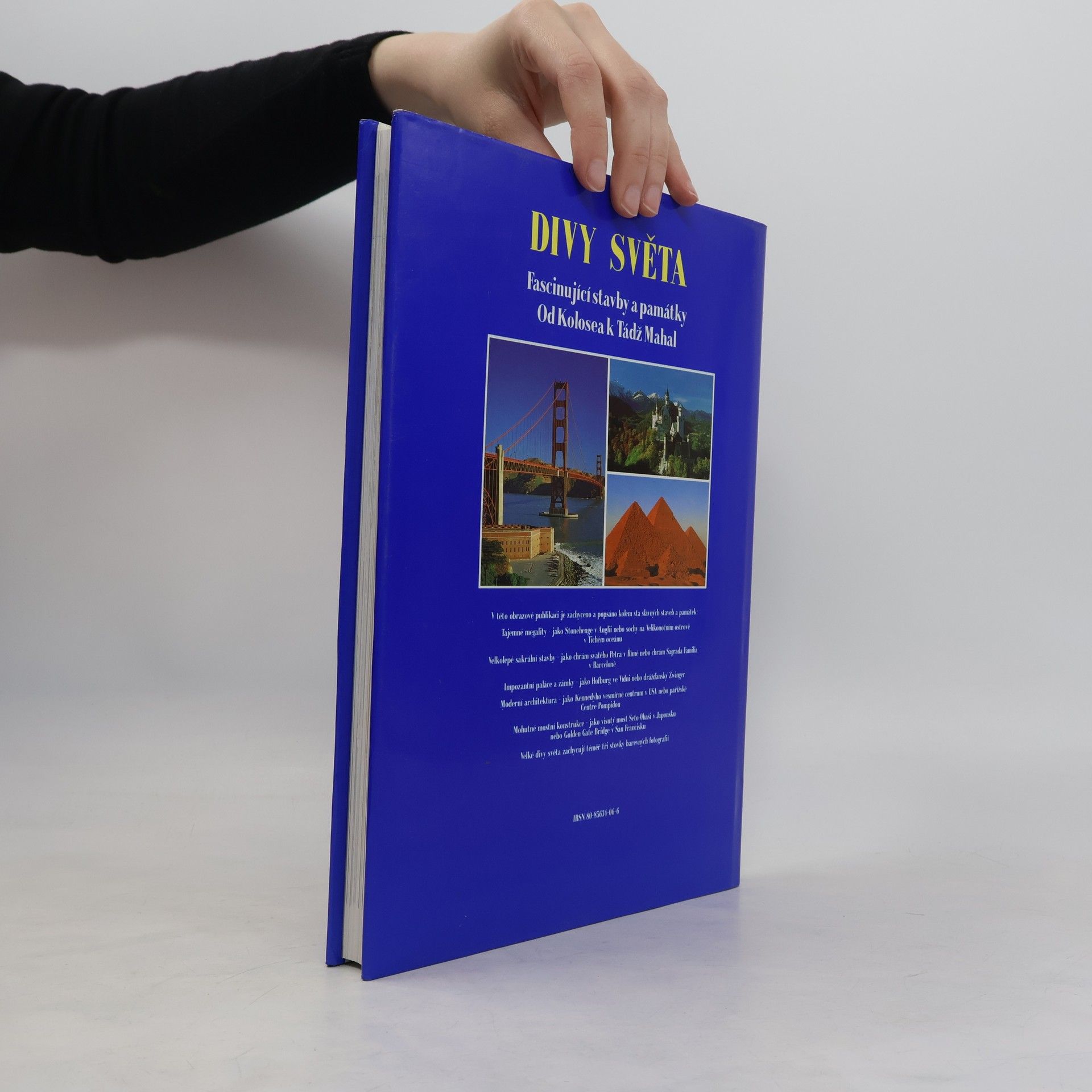 Autorenkollektiv Divy světa. Fascinující stavby a památky od Kolosea k Tádž Mahal