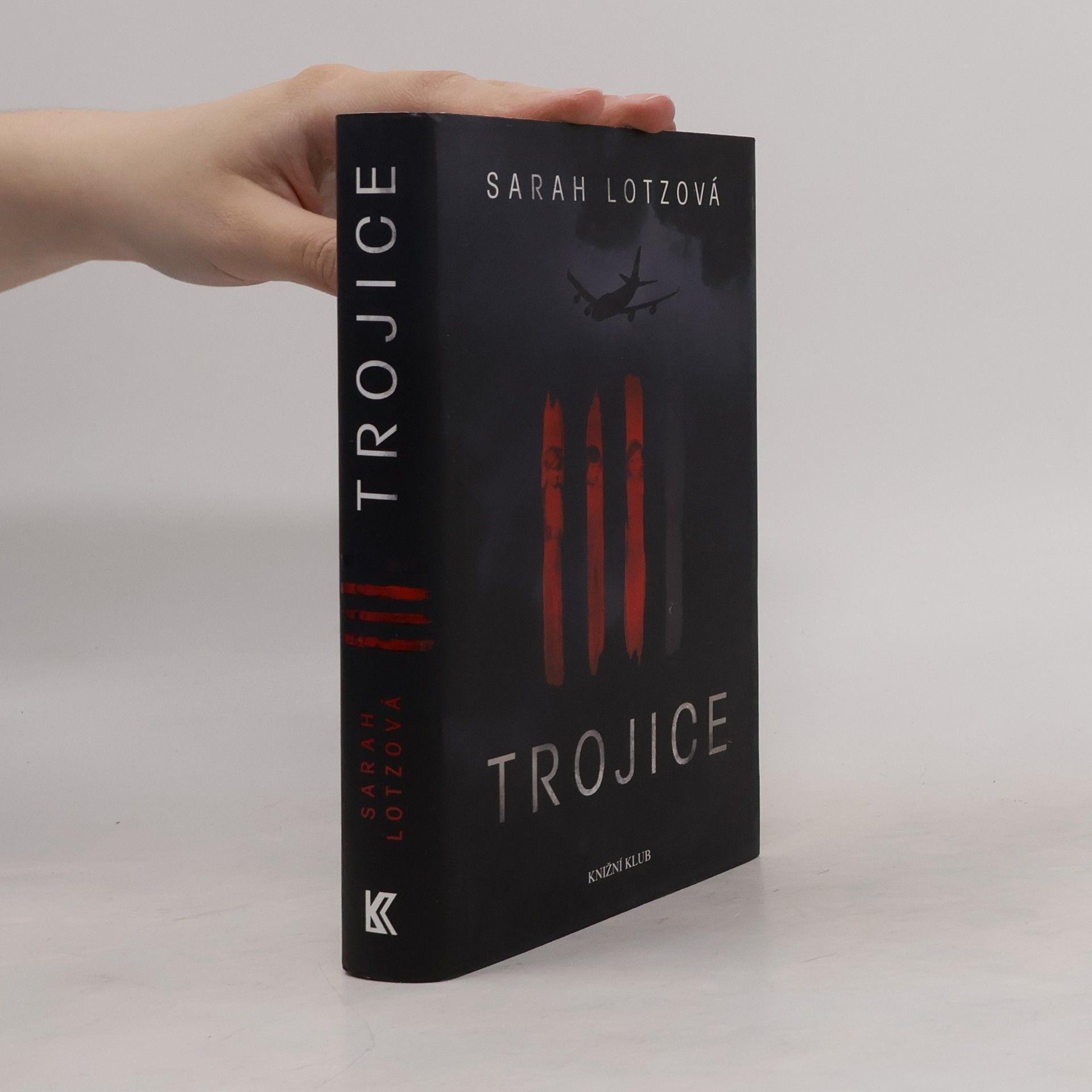 Sarah Lotz Trojice