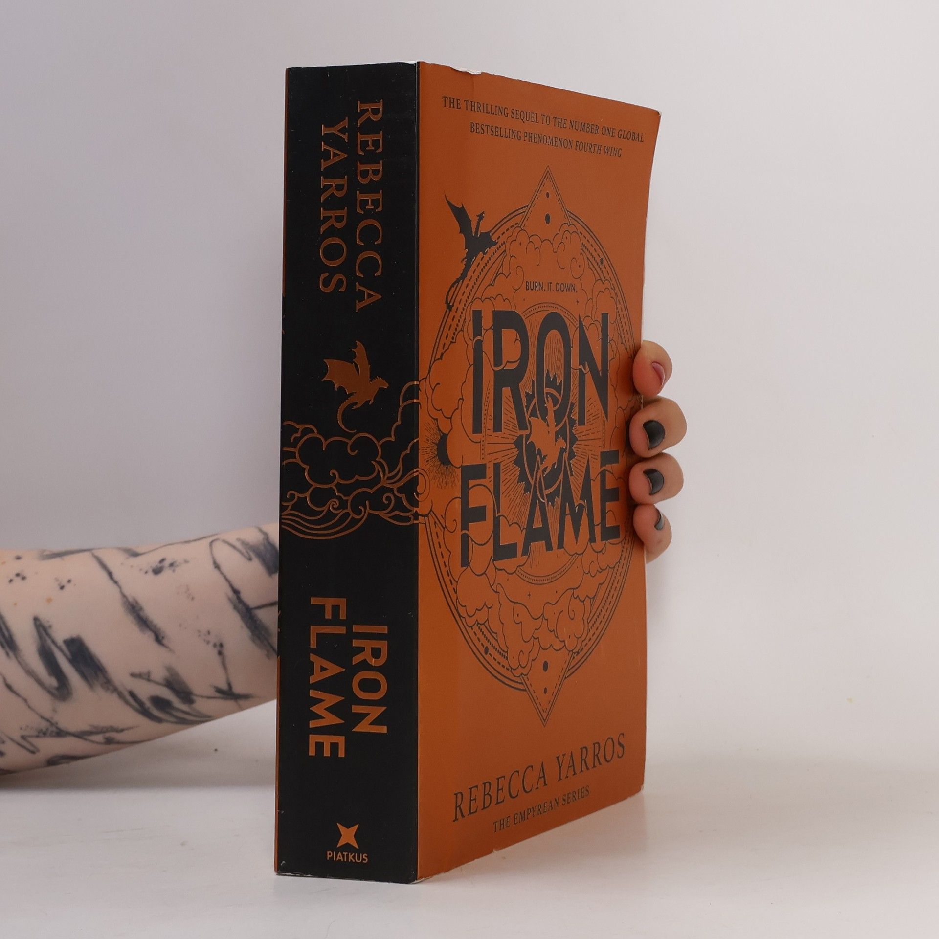 Rebecca Yarros Iron Flame
