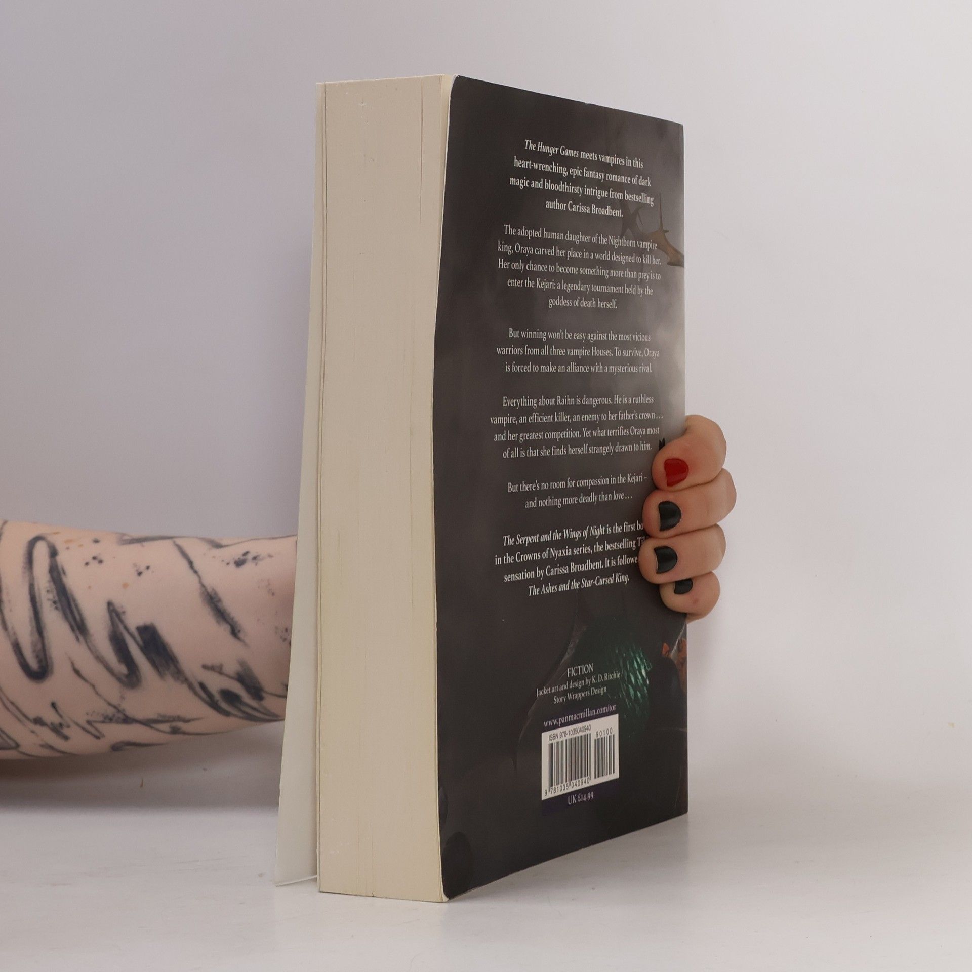 Carissa Broadbent The Serpent and the Wings of Night