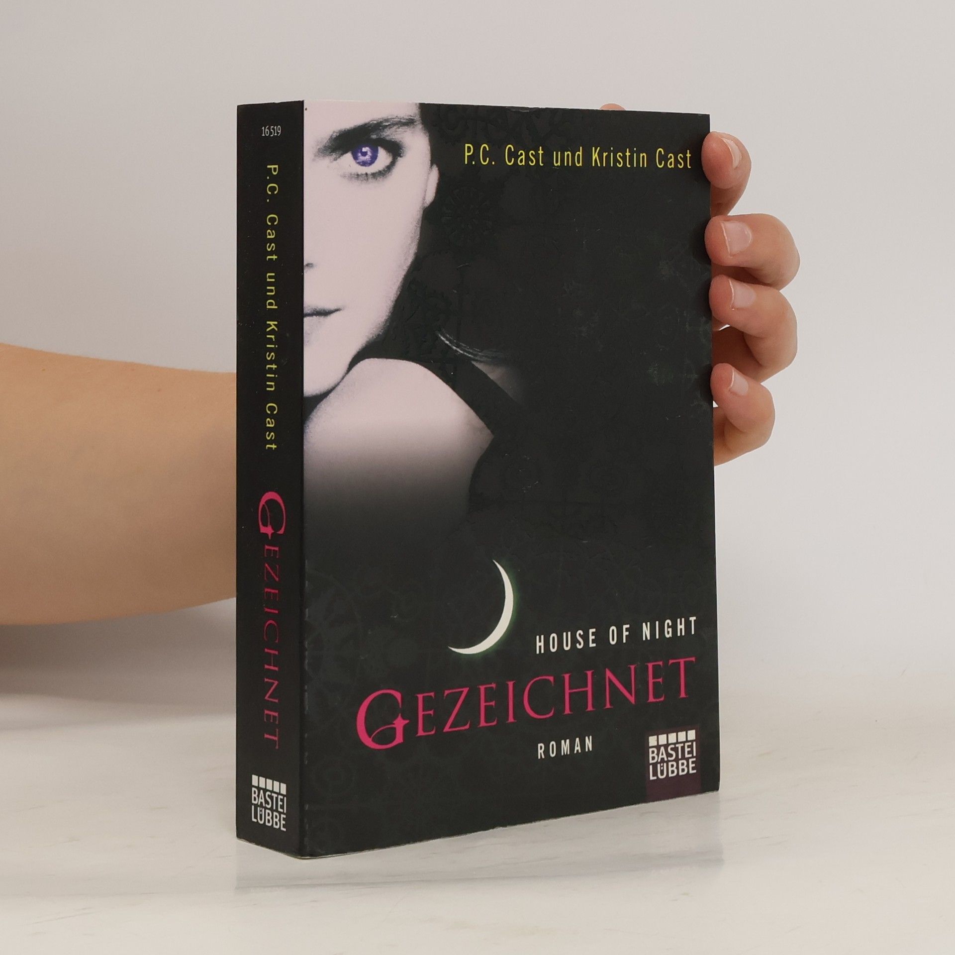 Phyllis Christine Cast Gezeichnet