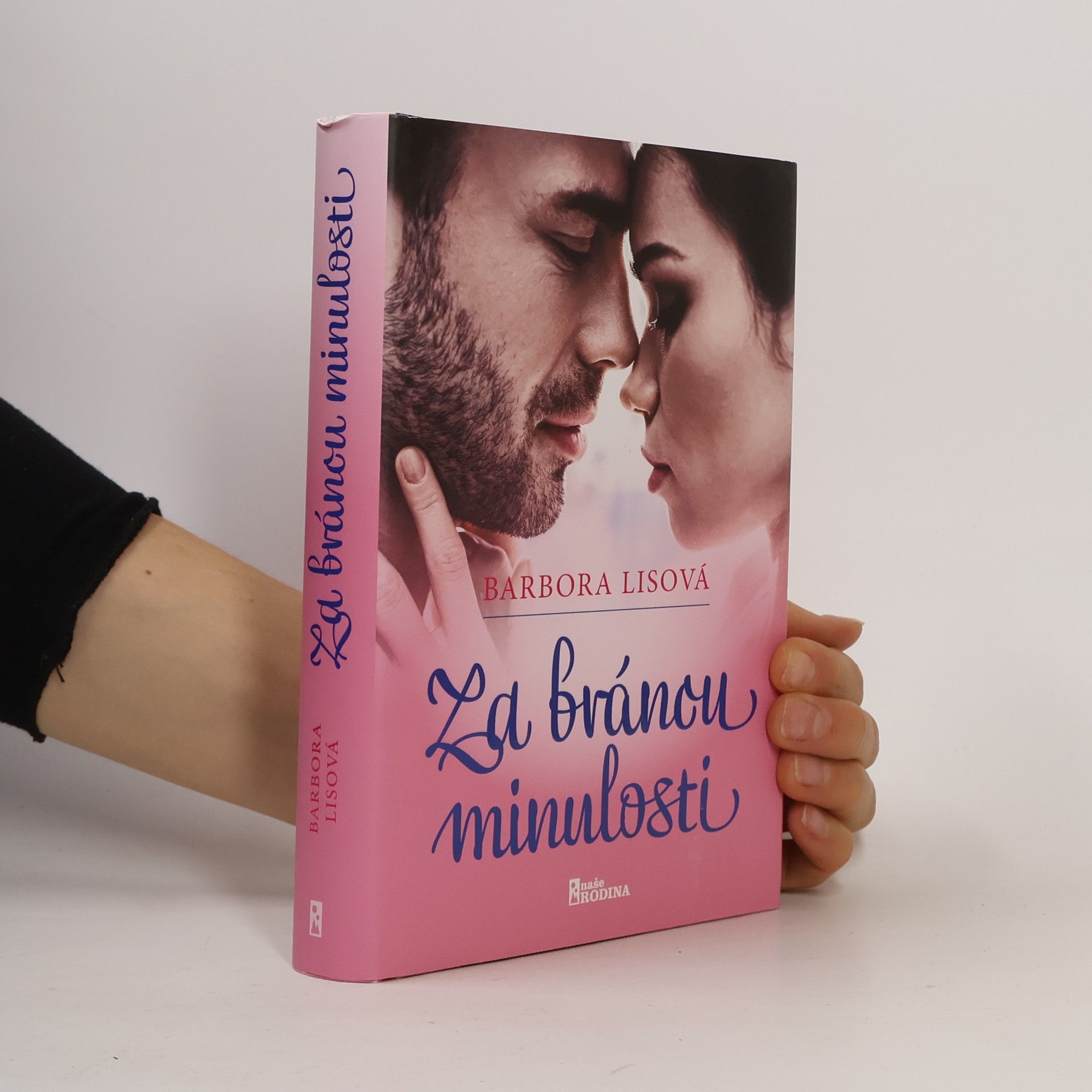 Barbora Zezulová Za bránou minulosti
