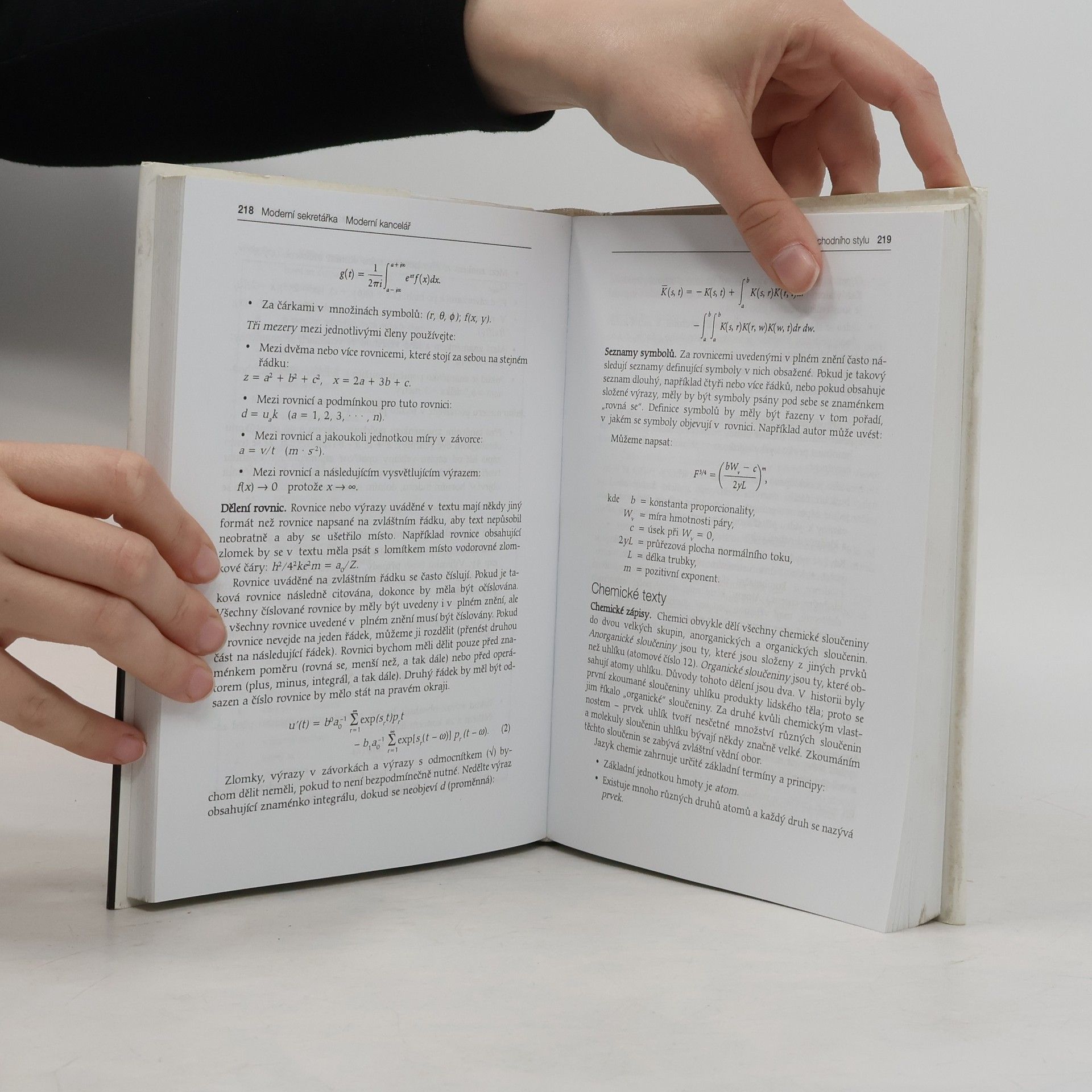 Various authors Moderní sekretářka, moderní kancelář
