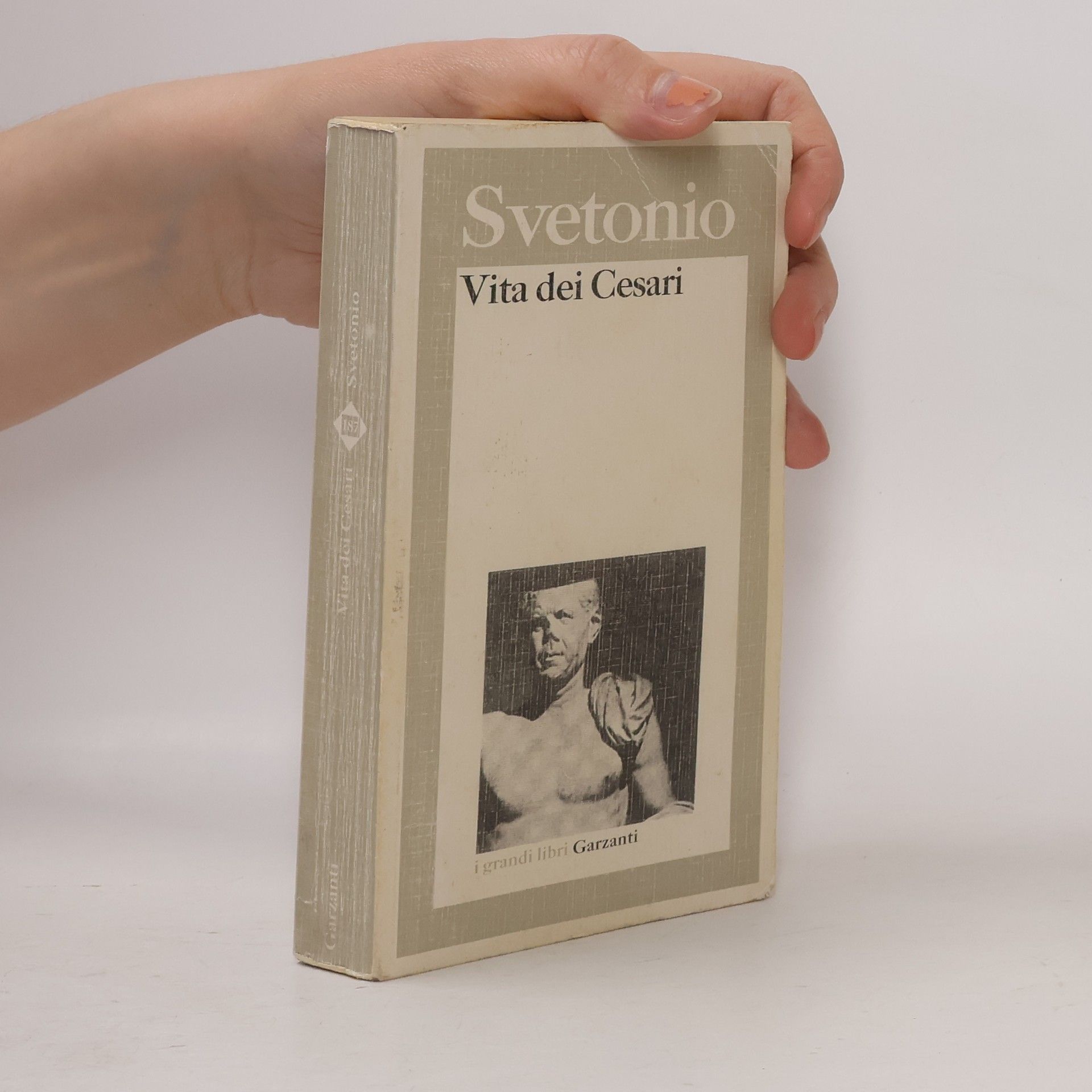 Caius Tranquillus Suetonius I grandi libri - 187: Vita dei Cesari