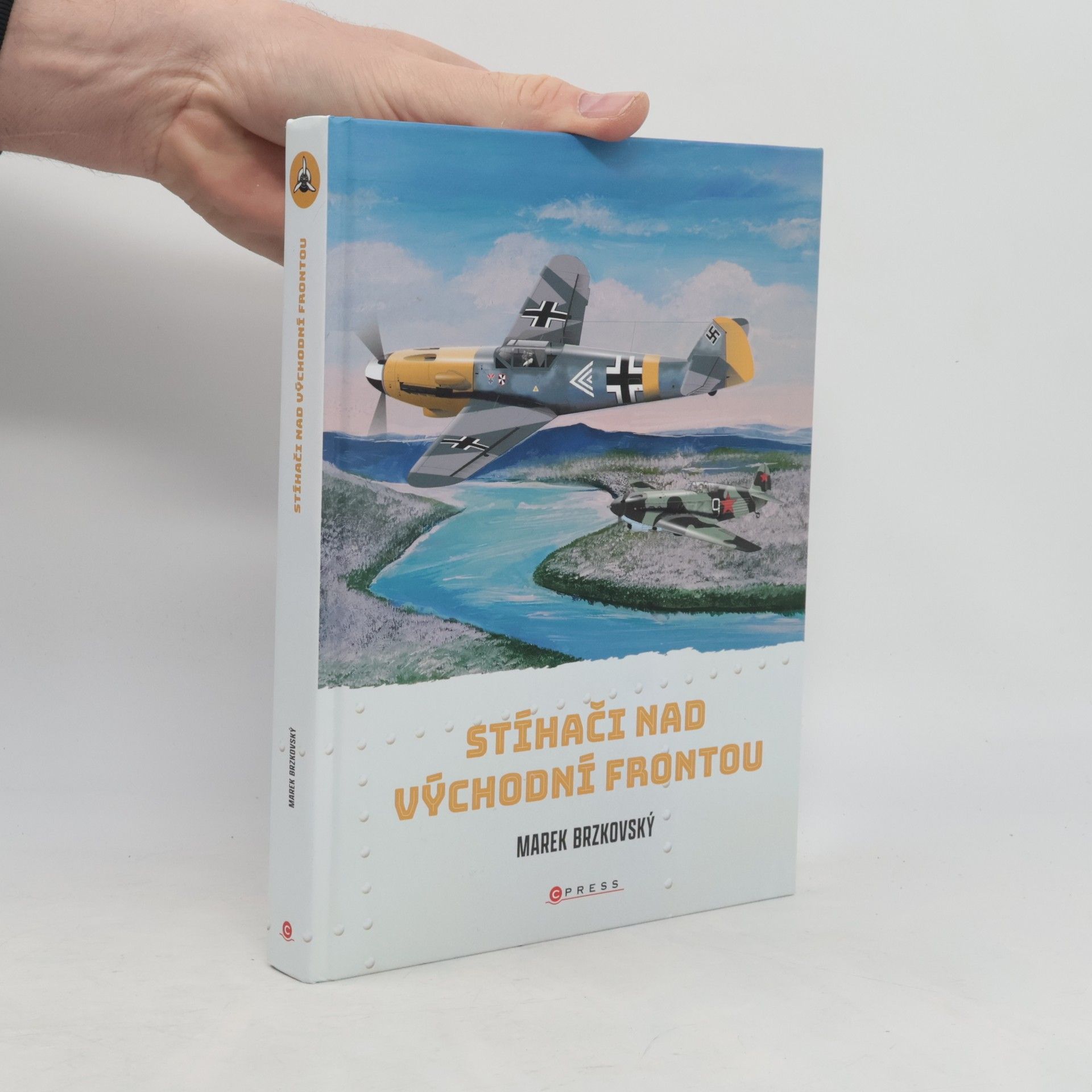 Marek Brzkovský Stíhači nad východní frontou
