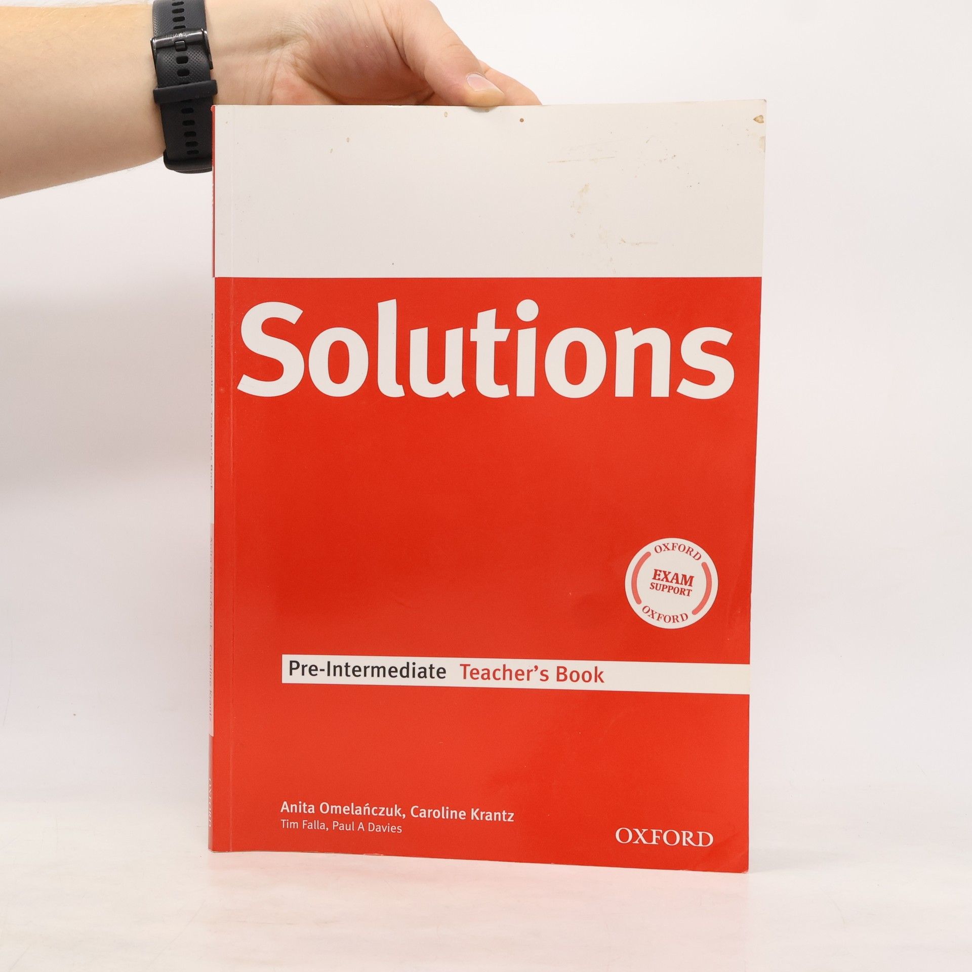 Anita Omelańczuk Solutions. Pre-intermediate, Teacher's book