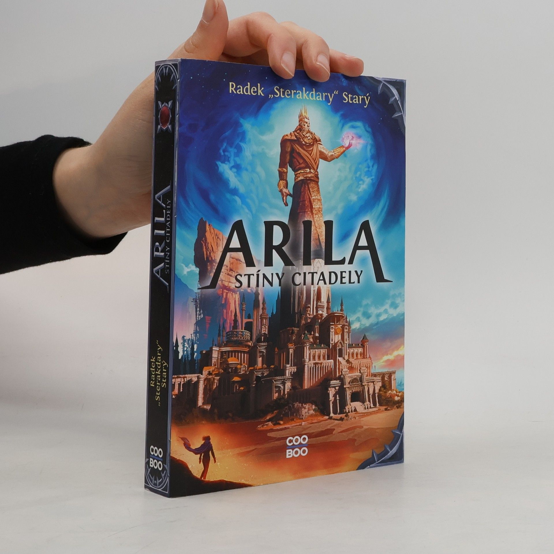 Radek Starý Arila. Stíny citadely