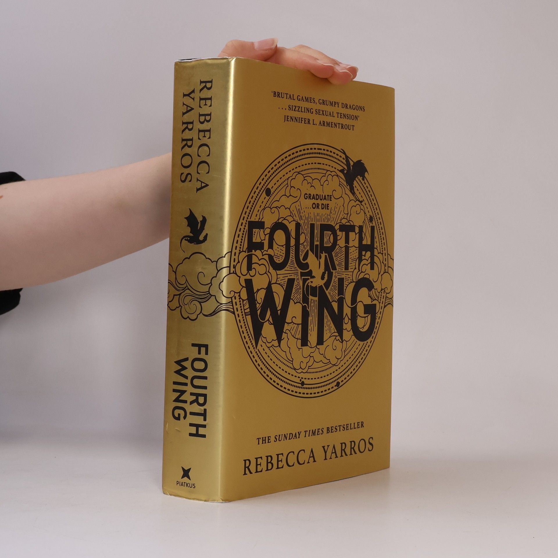 Rebecca Yarros Fourth Wing