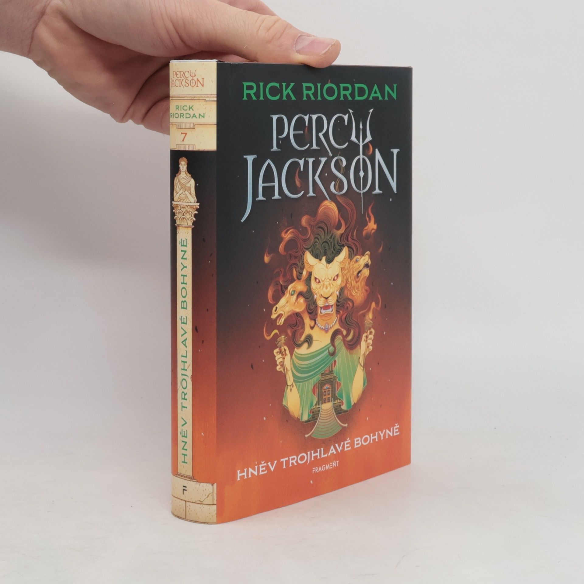 Rick Riordan Percy Jackson. Hněv trojhlavé bohyně
