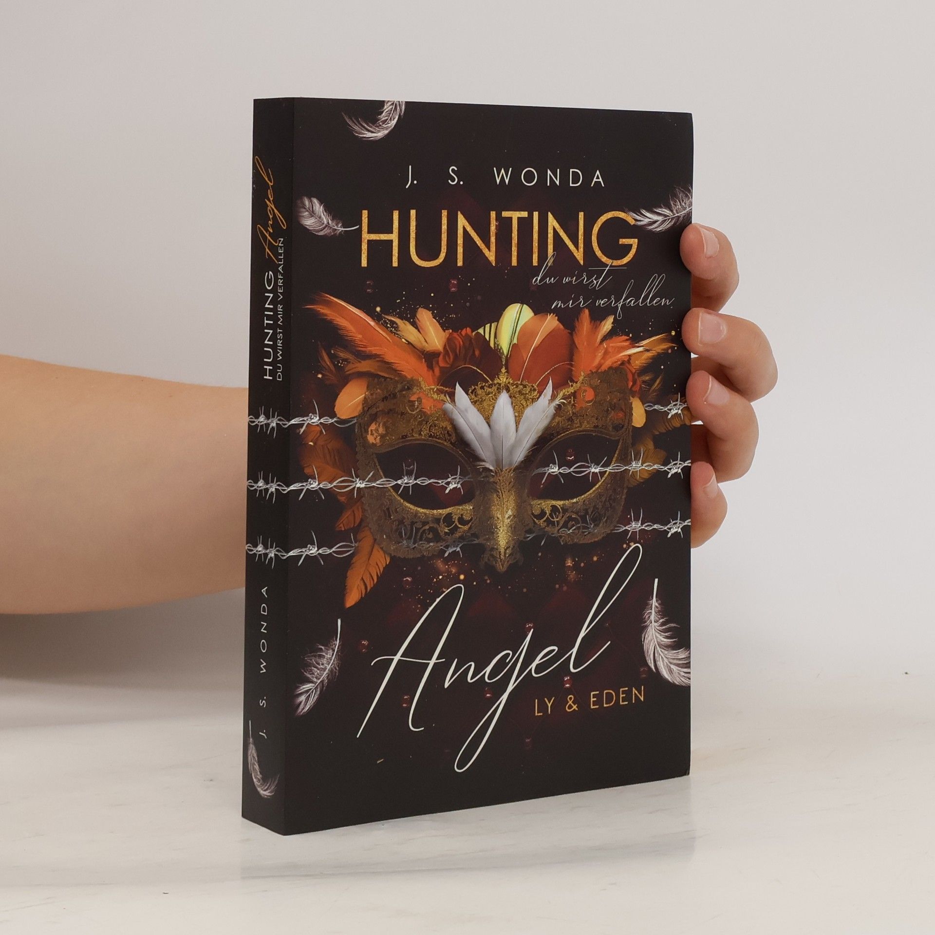 Jane S. Wonda Hunting Angel