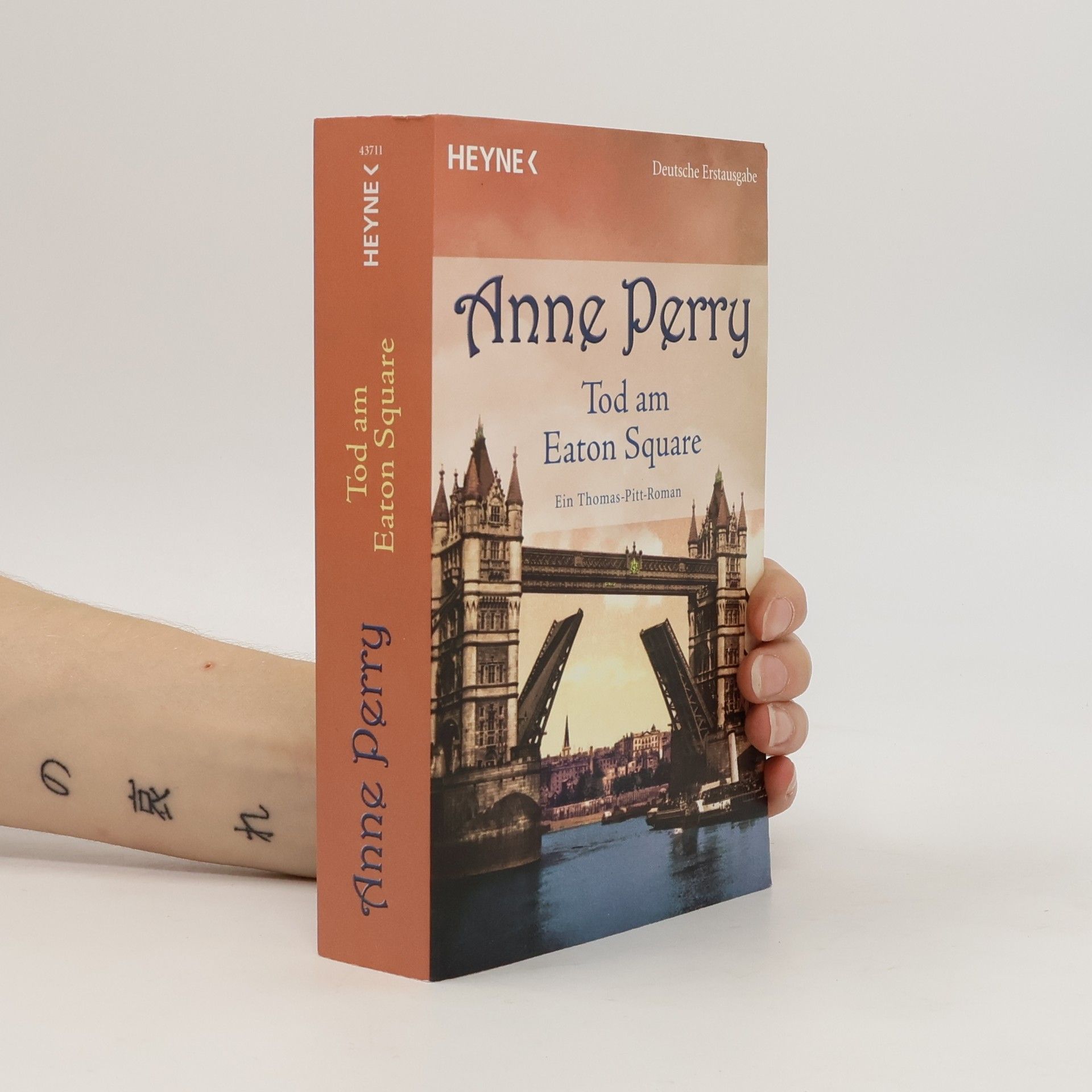 Anne Perry Tod am Eaton Square