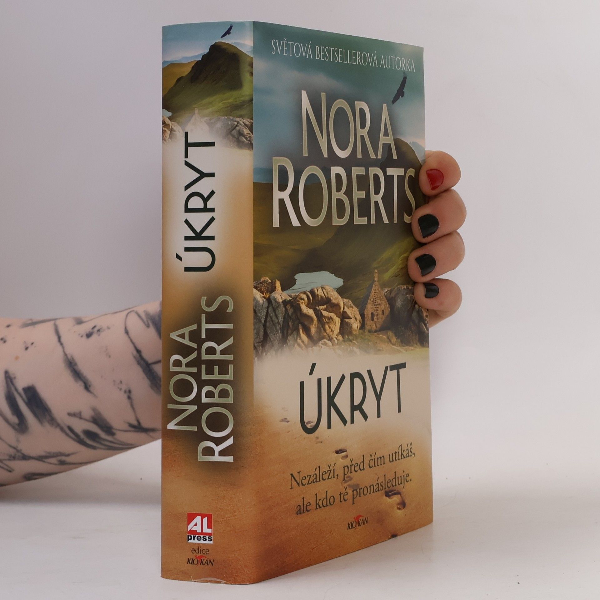 Nora Roberts Úkryt