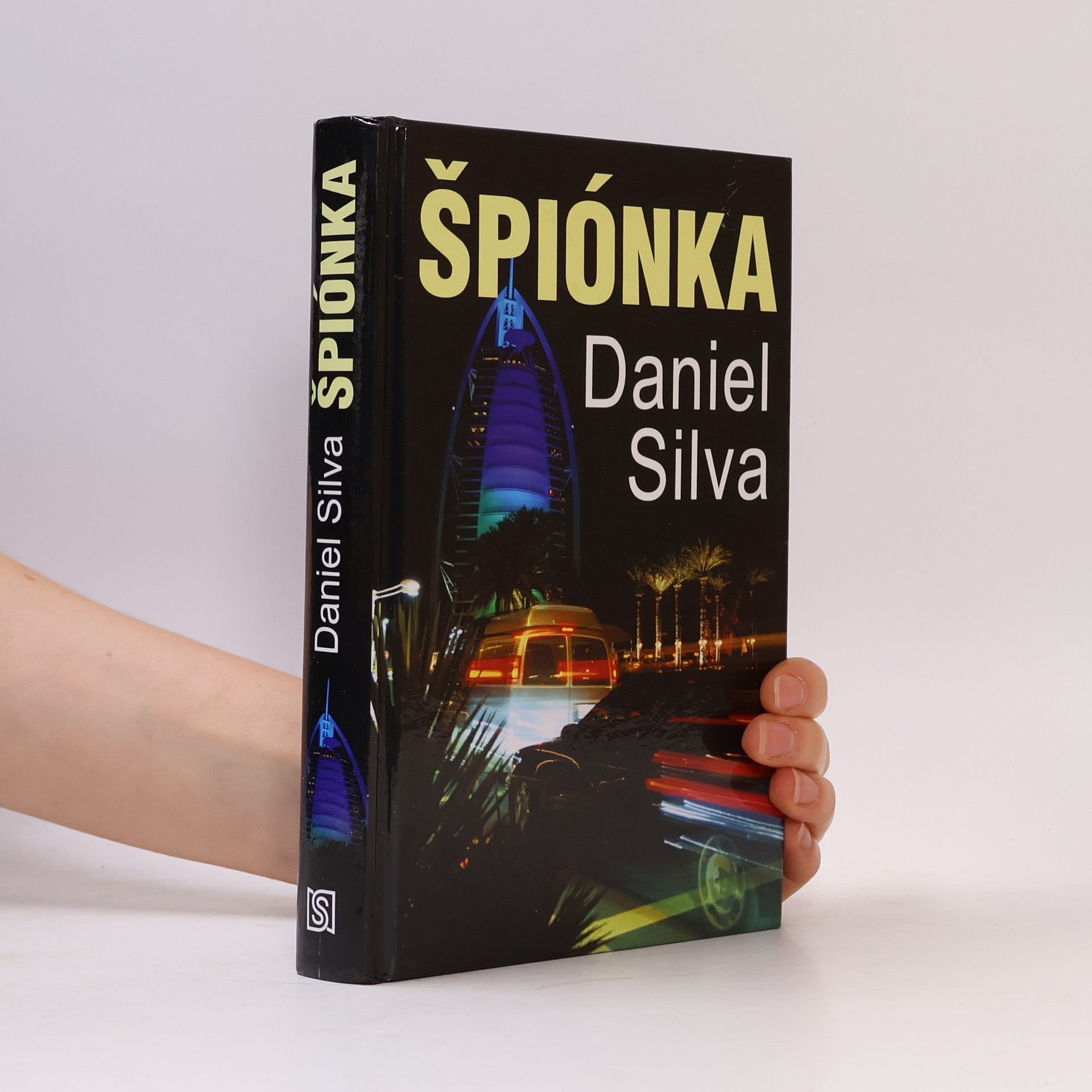 Daniel Silva Špiónka
