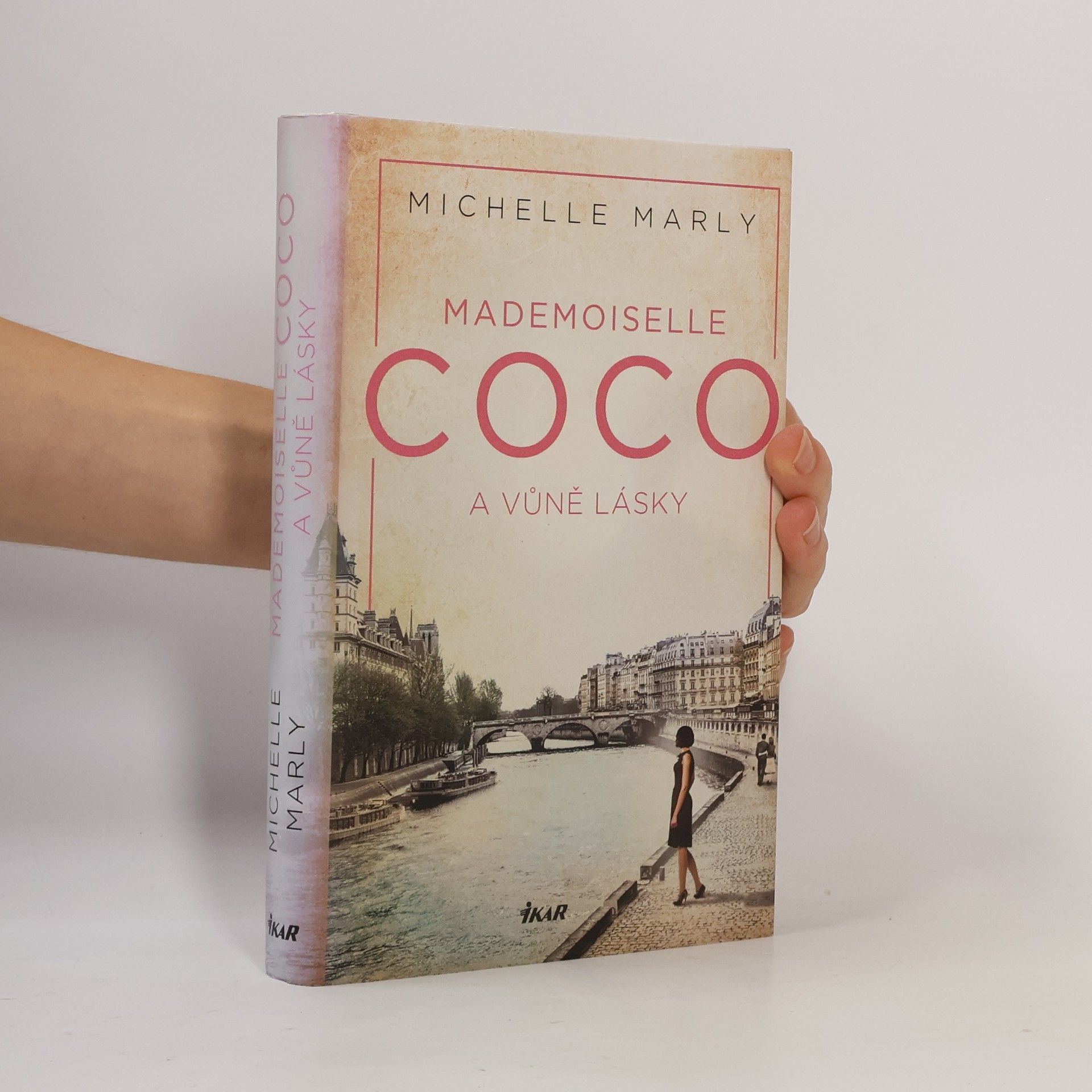 Micaela Jary Mademoiselle Coco a vůně lásky
