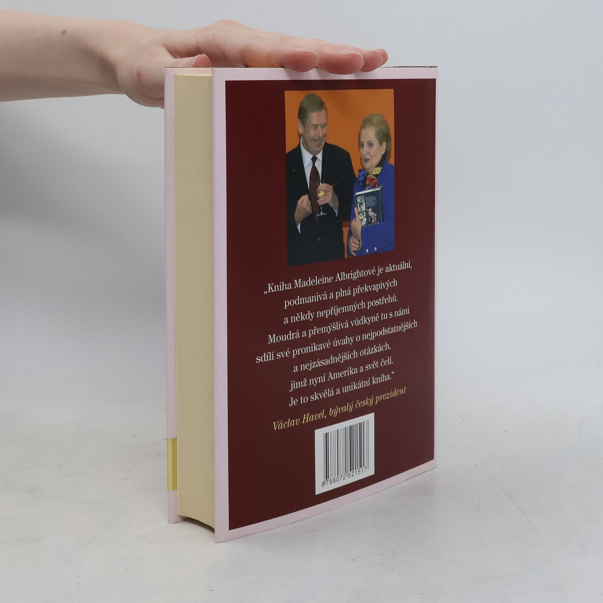Madeleine Albright Mocní a všemohoucí